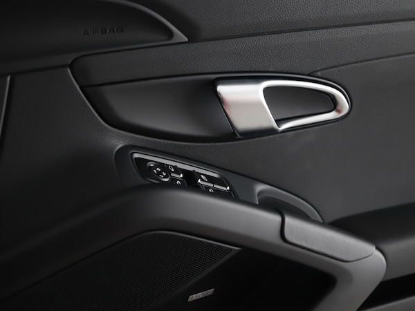 Used Porsche 718 Cayman 2025 for sale - 75181988: Photo 19