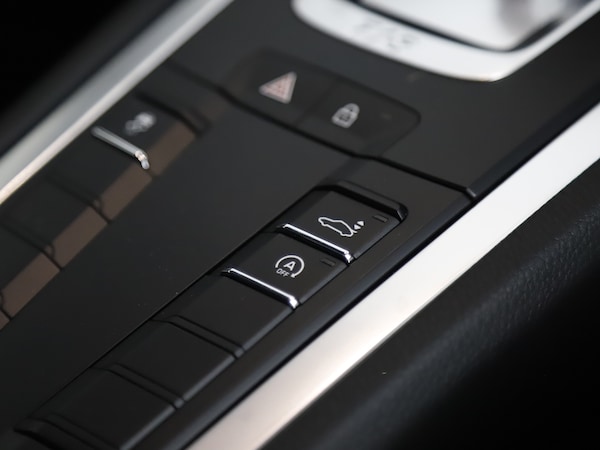 Used Porsche 718 Cayman 2025 for sale - 75181988: Photo 36