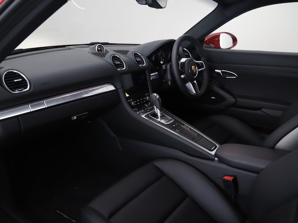 Used Porsche 718 Cayman 2025 for sale - 75181988: Photo 3