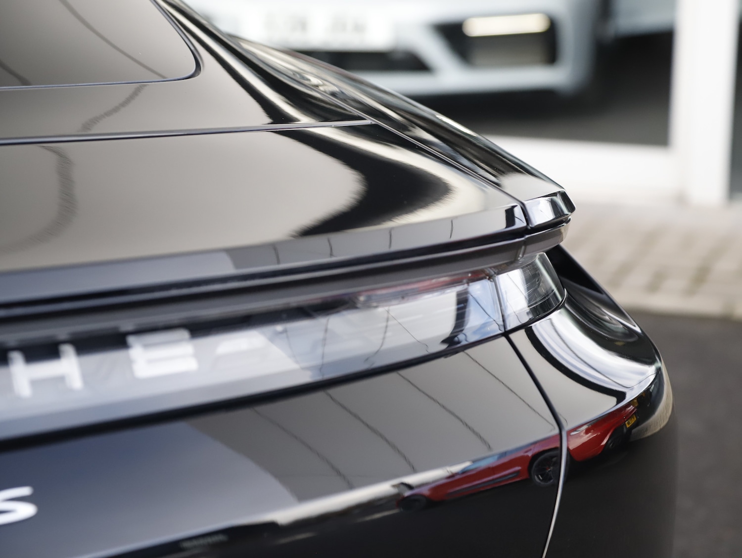 Used Porsche Taycan 2021 for sale - 77691992: Photo 12