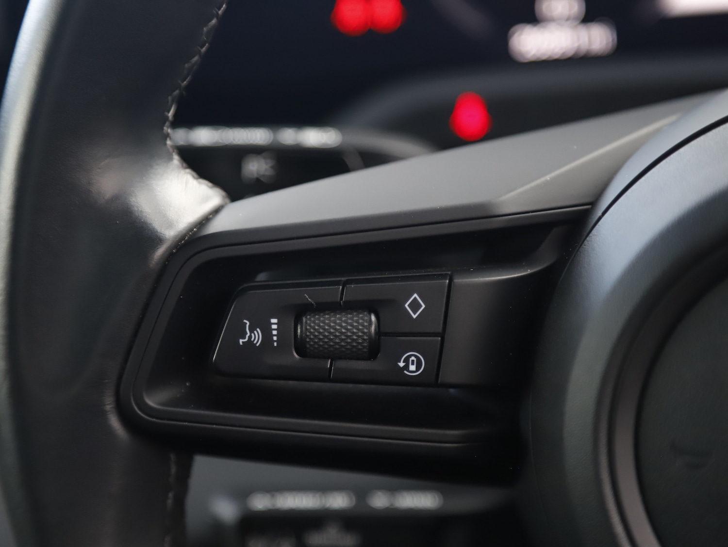 Used Porsche Taycan 2021 for sale - 77691992: Photo 38