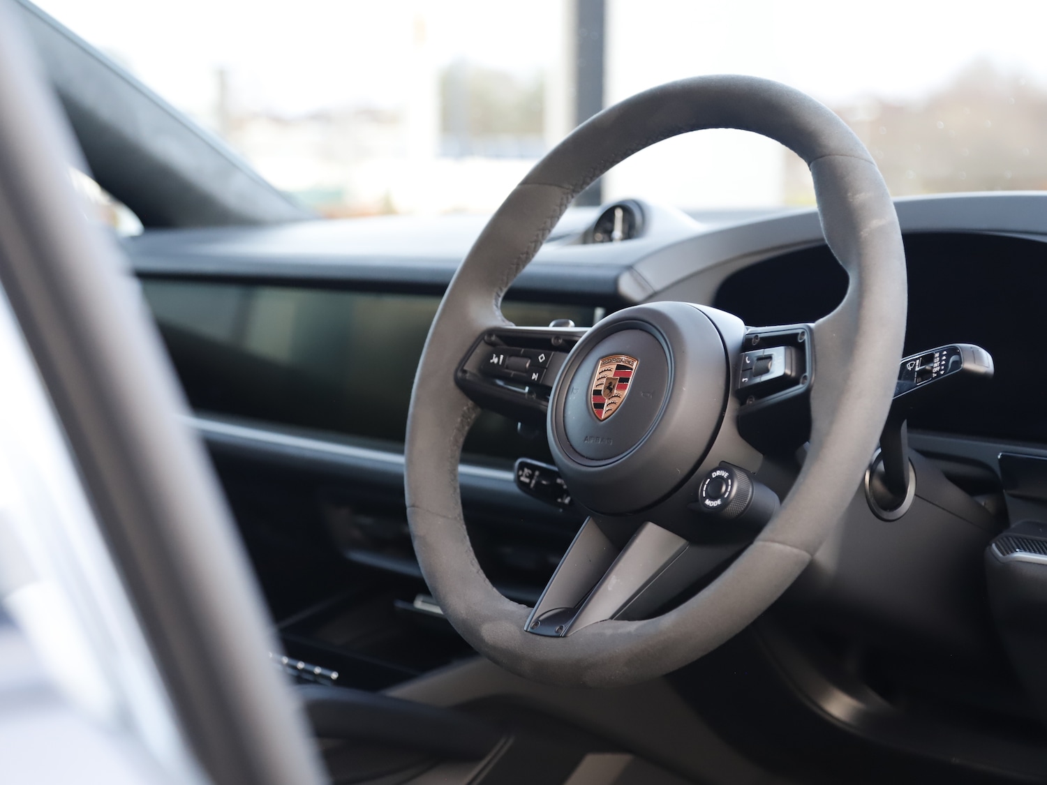 Used Porsche Cayenne 2025 for sale - 76481273: Photo 11