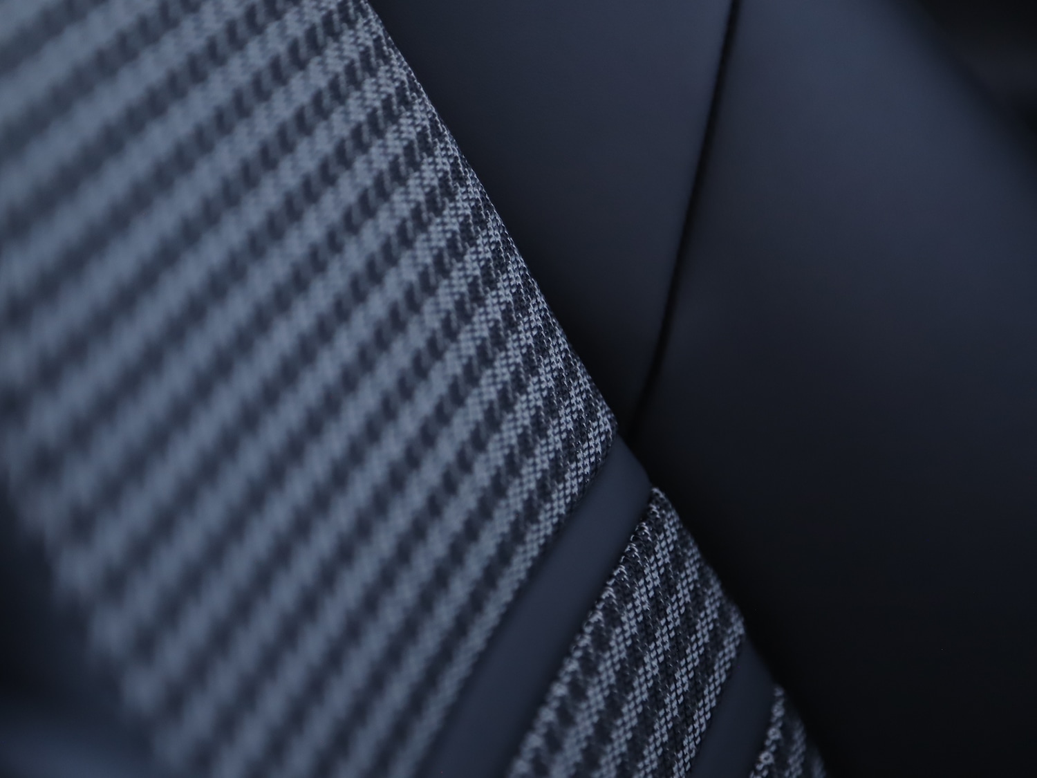 Used Porsche Cayenne 2025 for sale - 76481273: Photo 34