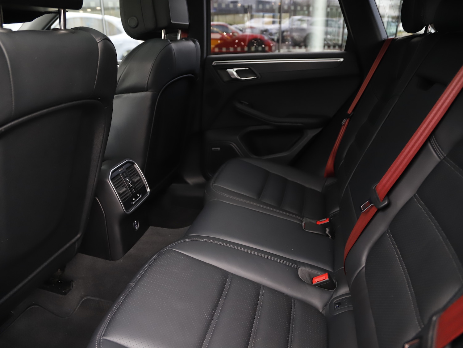 Used Porsche Macan 2022 for sale - 77747839: Photo 14