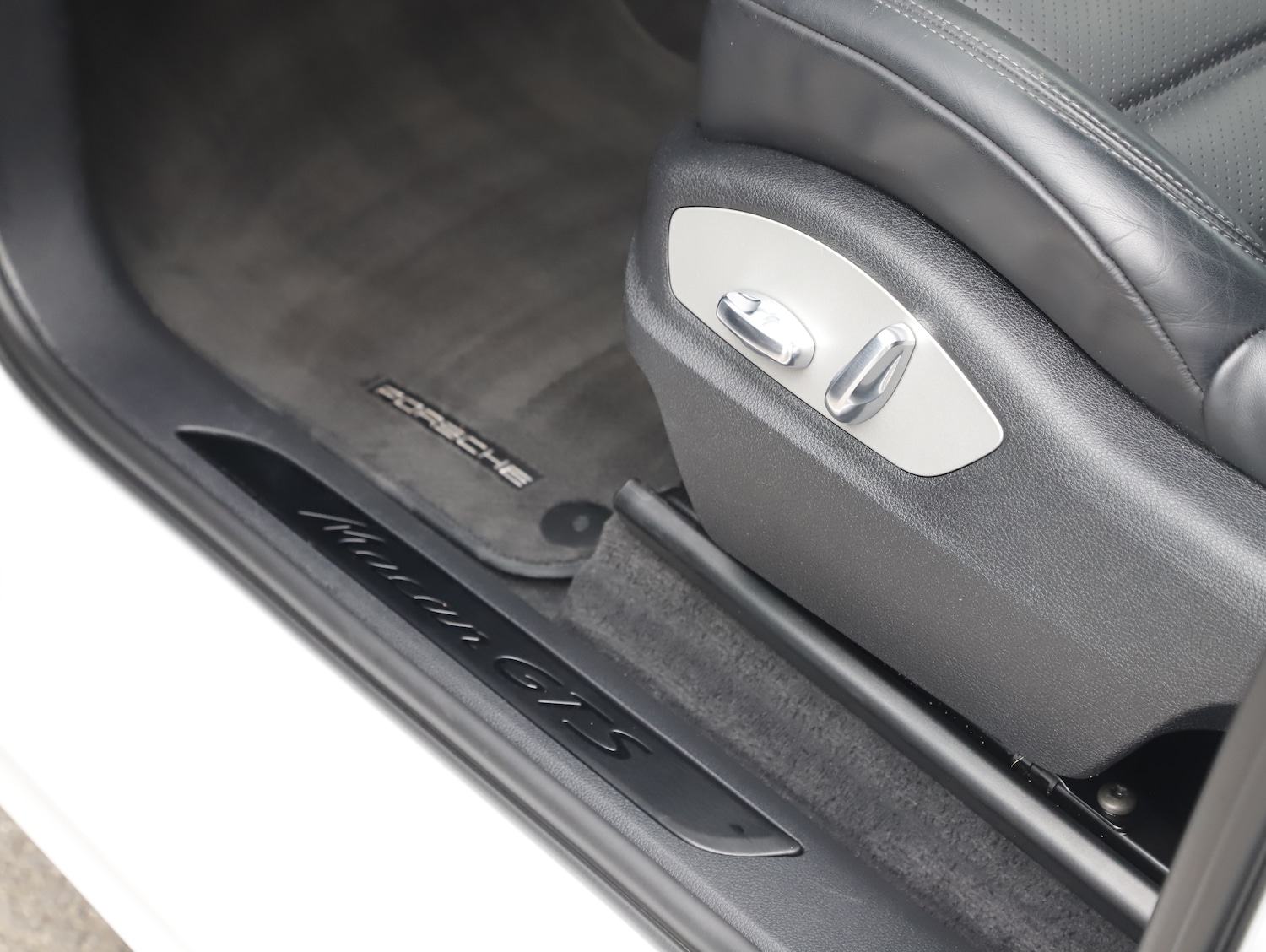 Used Porsche Macan 2022 for sale - 77747839: Photo 17