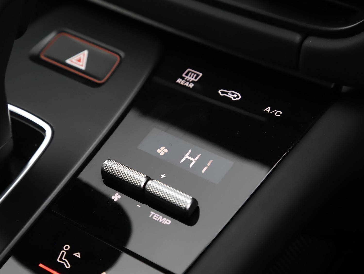 Used Porsche Macan 2022 for sale - 77747839: Photo 33