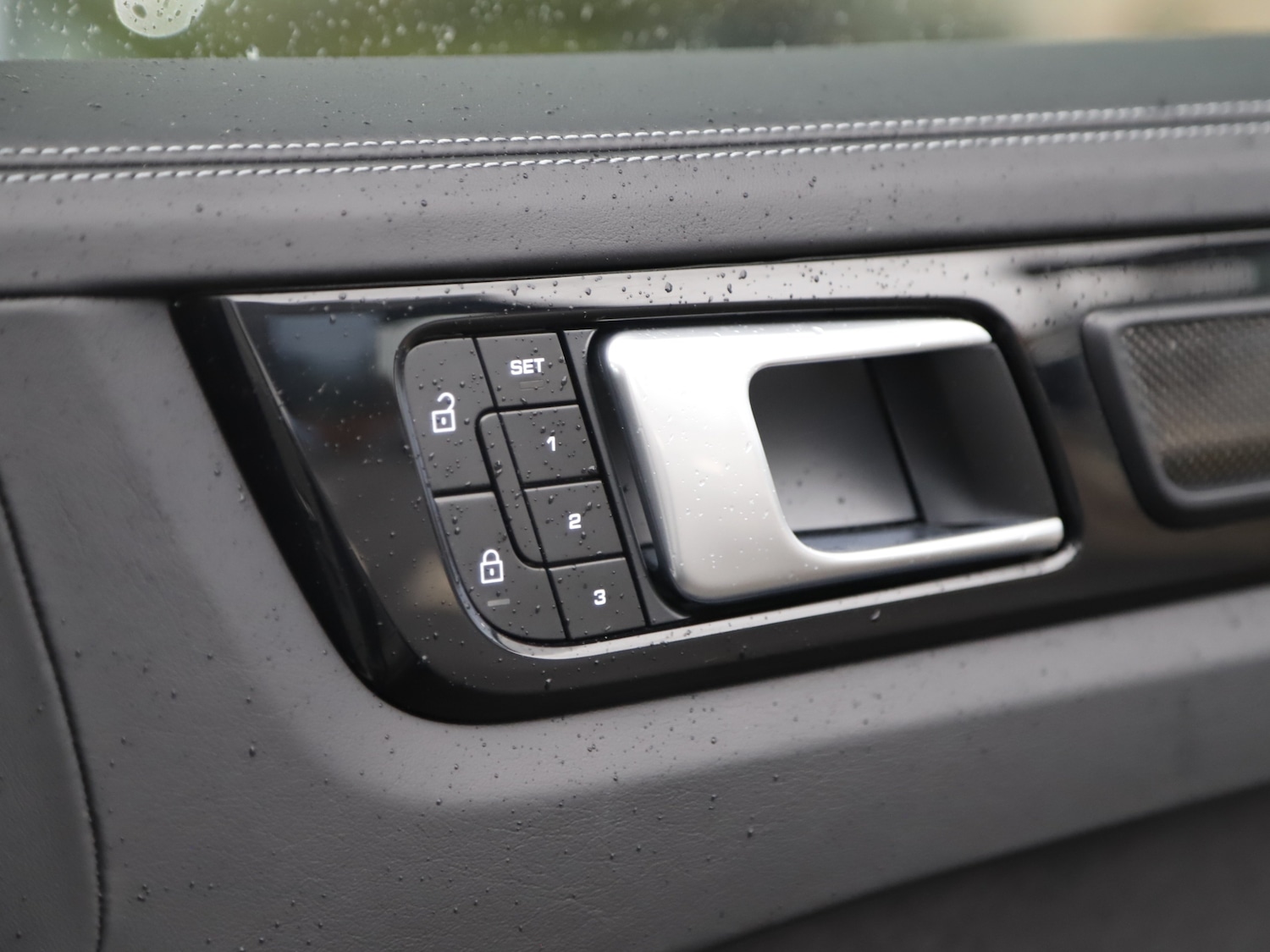 Used Porsche Cayenne 2022 for sale - 77494115: Photo 15