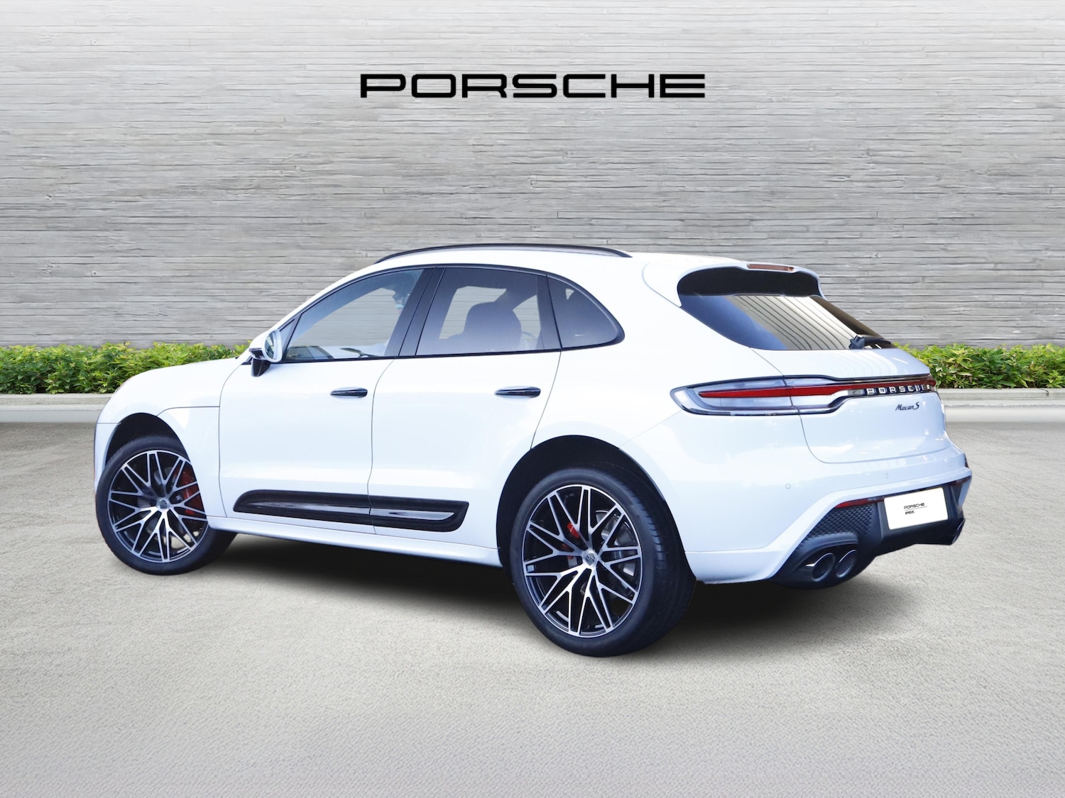Used Porsche Macan 2025 for sale - 76616906: Photo 3