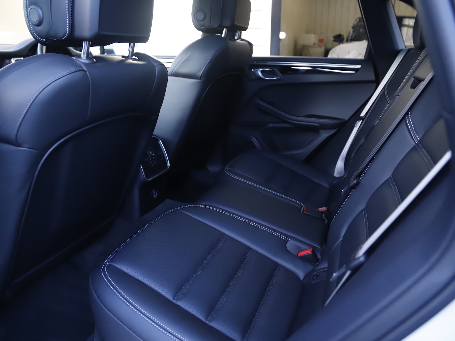 Used Porsche Macan 2025 for sale - 76616906: Photo 42