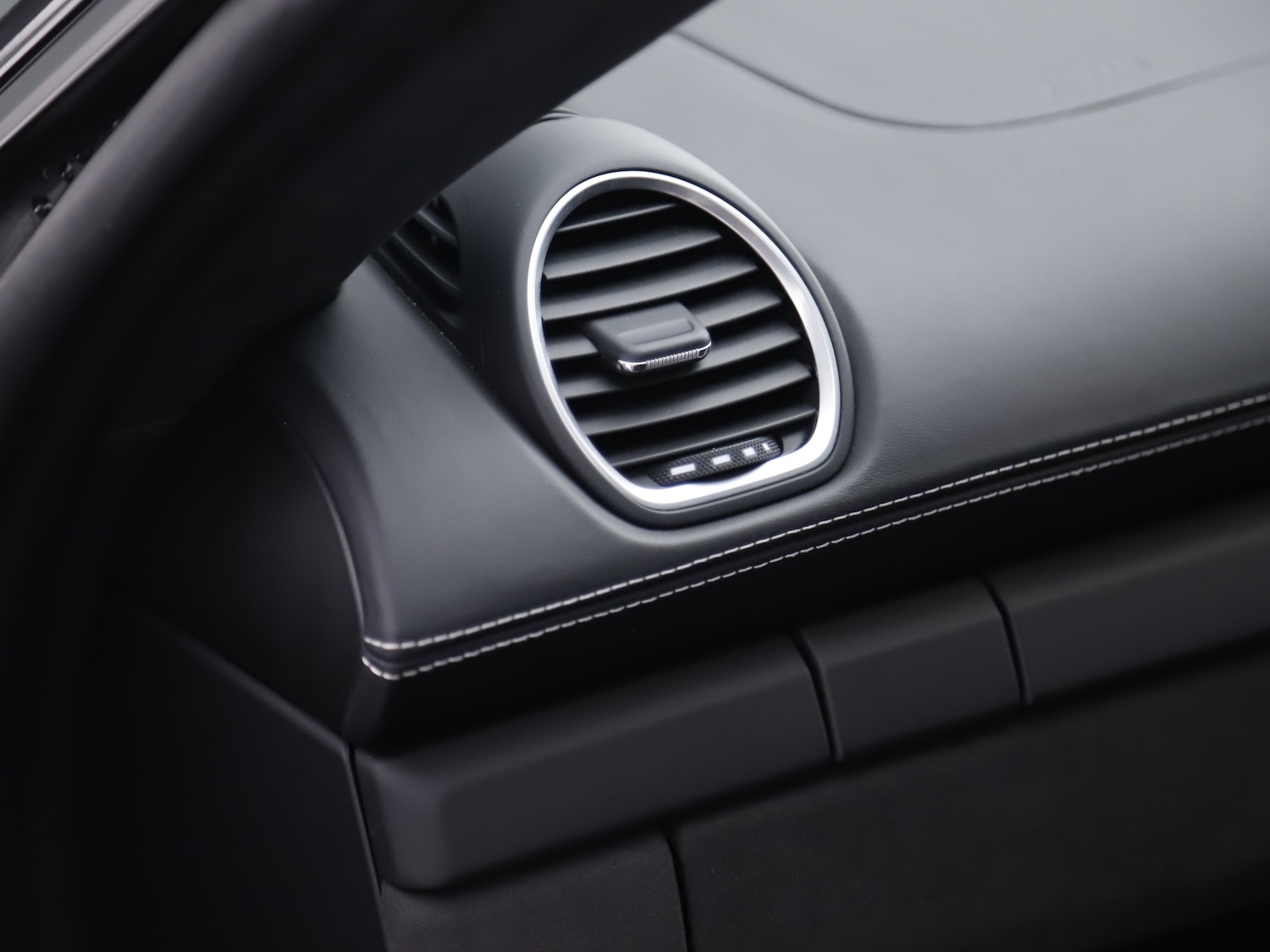 Used Porsche 718 Cayman 2021 for sale - 76985609: Photo 13