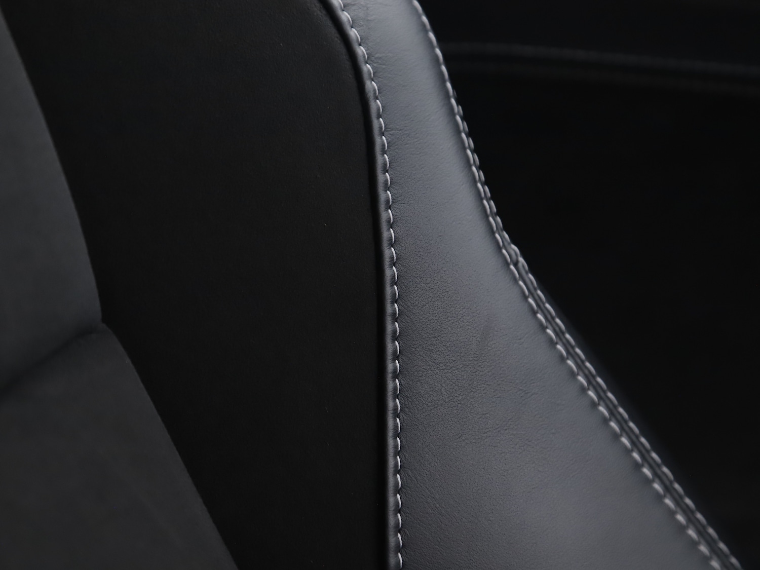 Used Porsche 718 Cayman 2021 for sale - 76985609: Photo 14