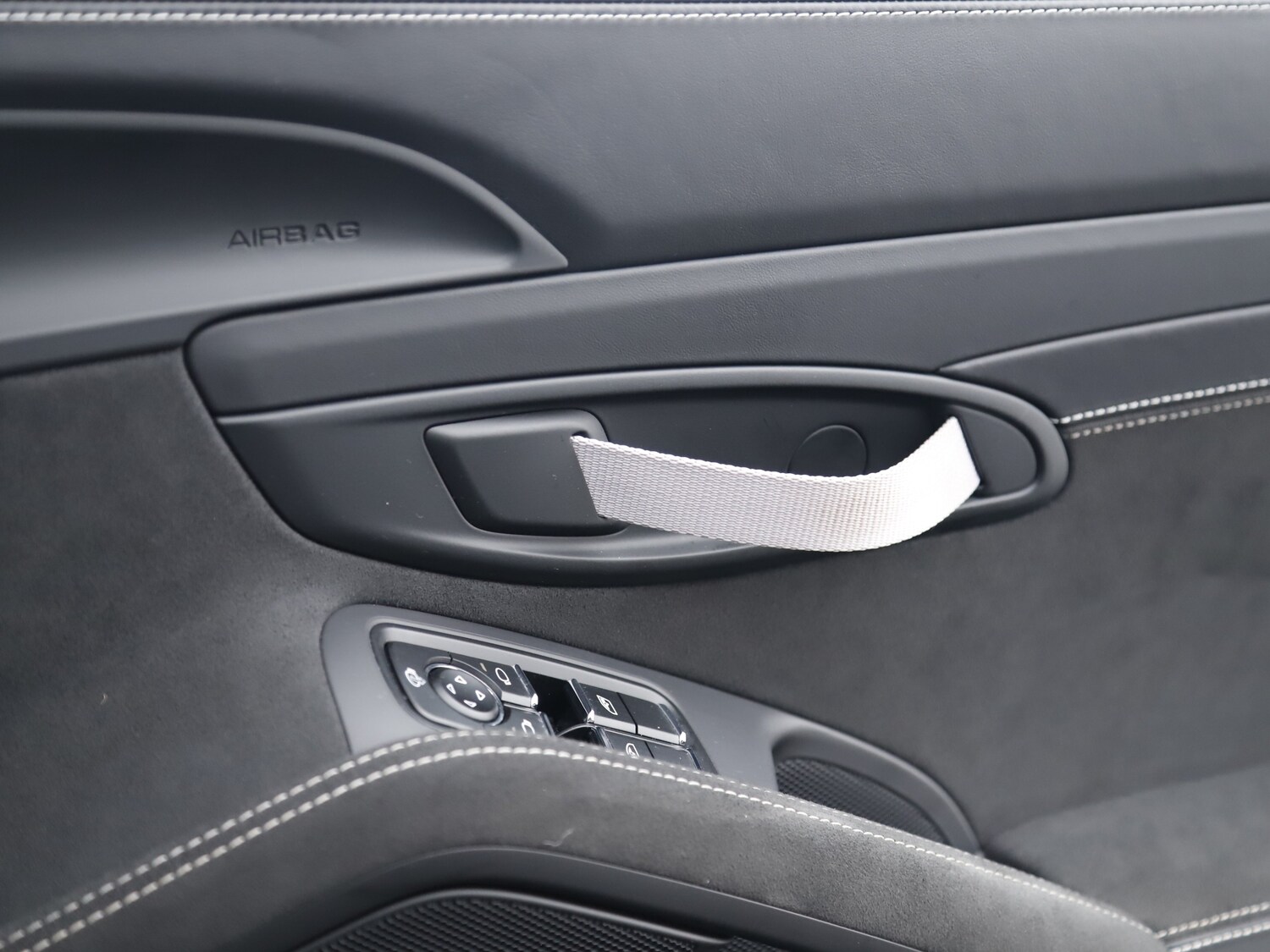 Used Porsche 718 Cayman 2021 for sale - 76985609: Photo 19