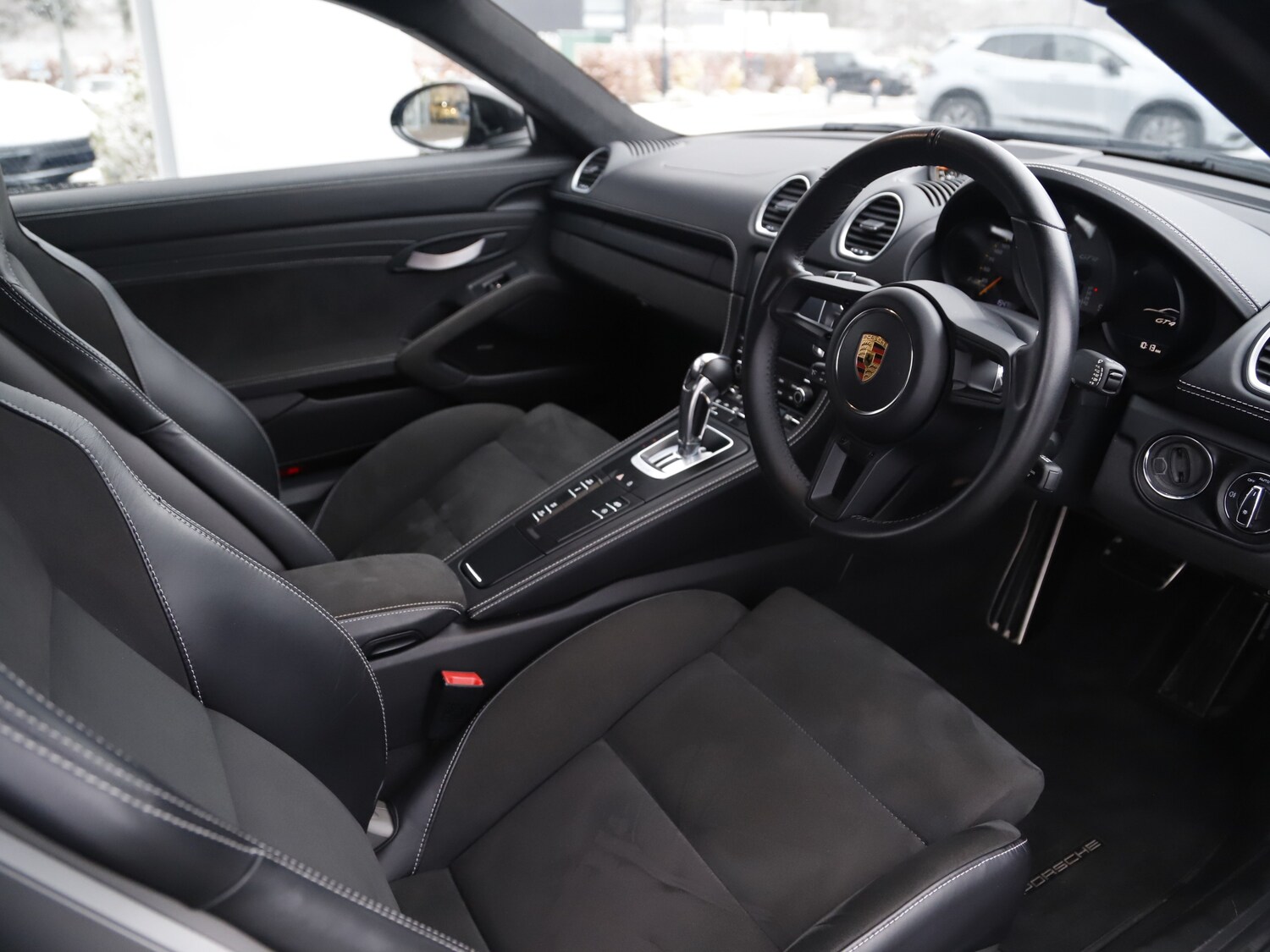 Used Porsche 718 Cayman 2021 for sale - 76985609: Photo 30