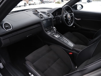 Used Porsche 718 Cayman 2021 for sale - 76985609: Photo