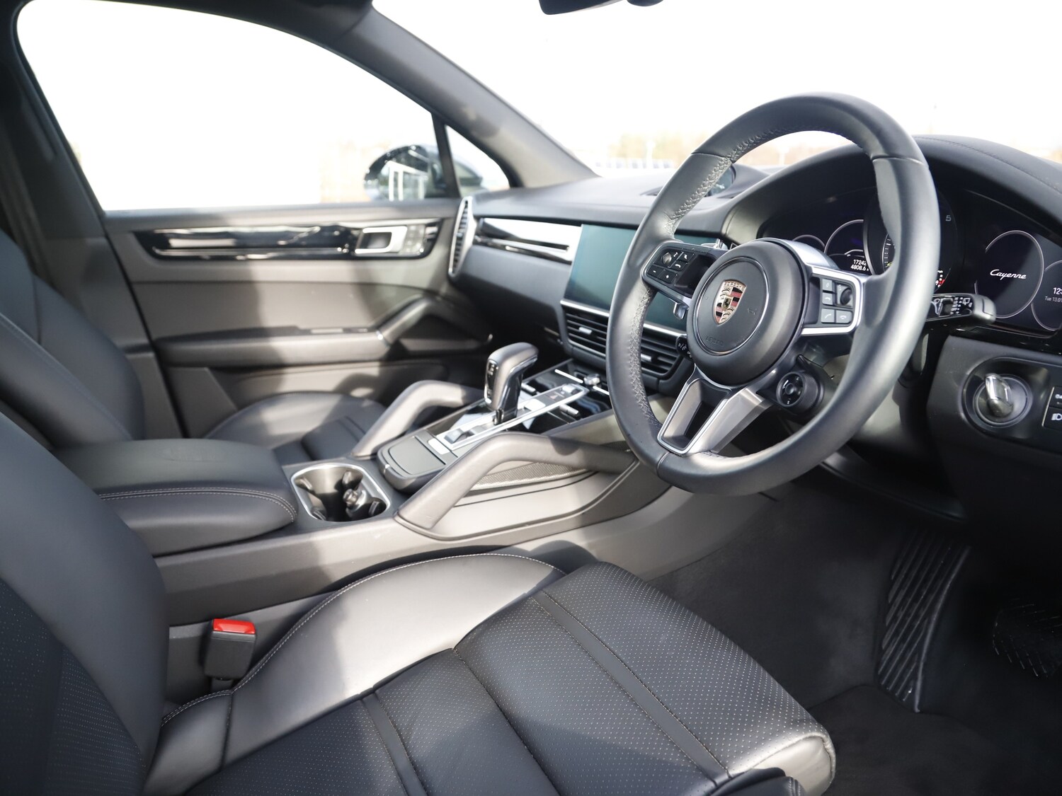 Used Porsche Cayenne 2023 for sale - 77691991: Photo 22