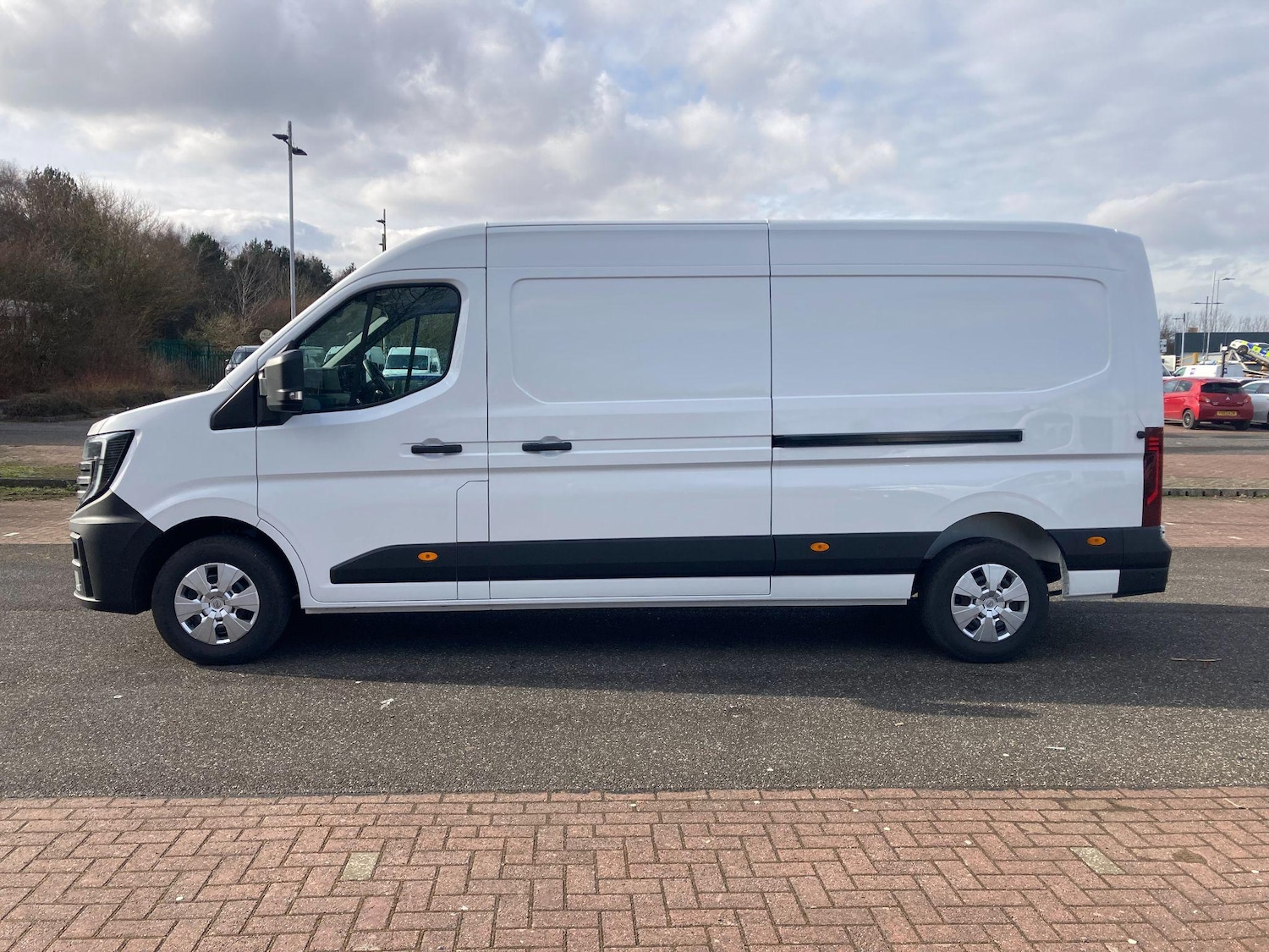 Used Nissan Interstar 2025 for sale - 76499937: Photo 3