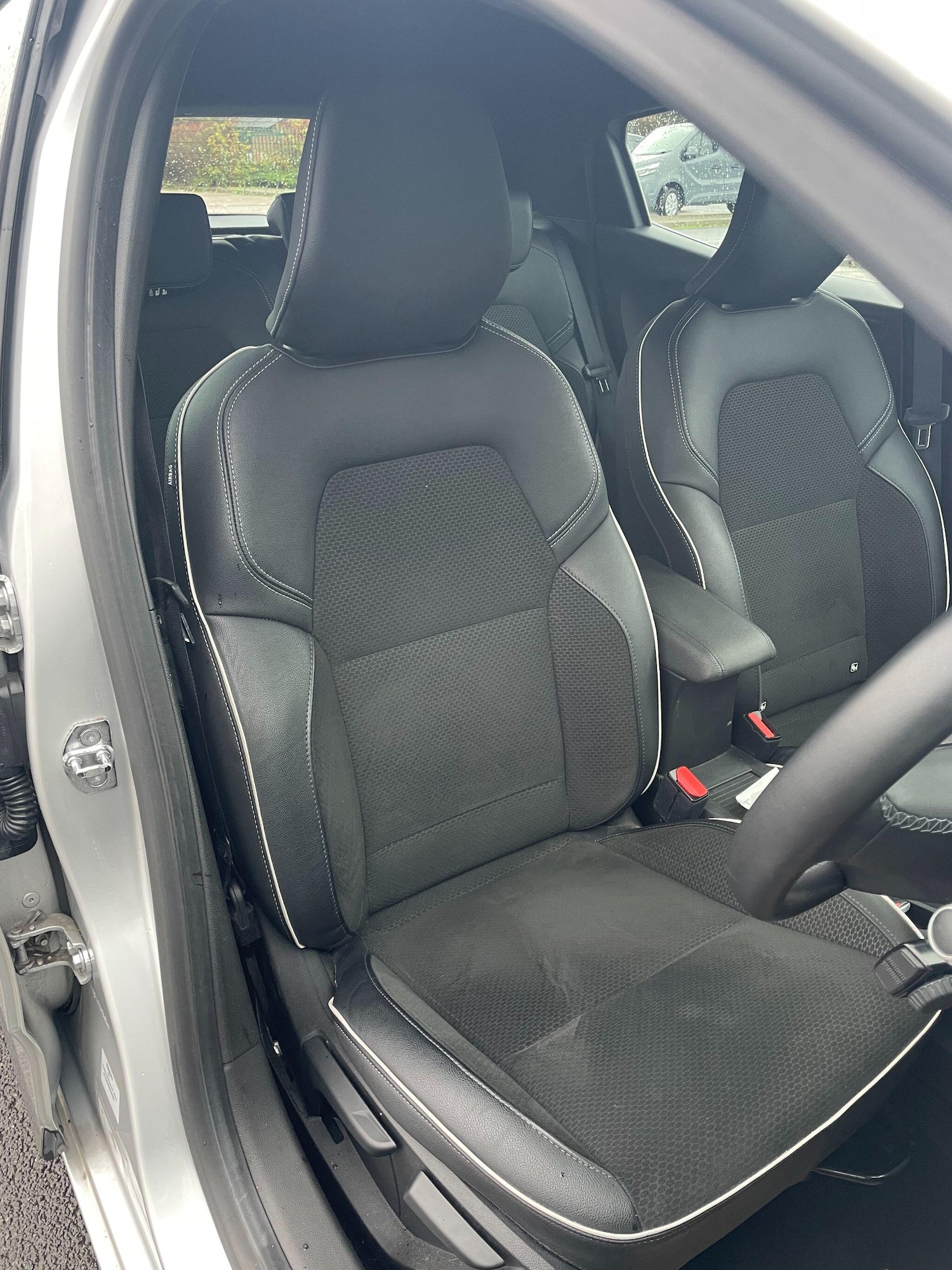 Used Renault Clio 2021 for sale - 76549162: Photo 11