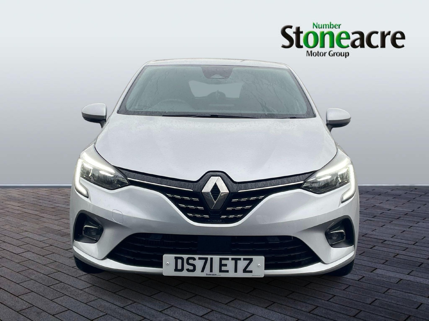 Used Renault Clio 2021 for sale - 76549162: Photo 2