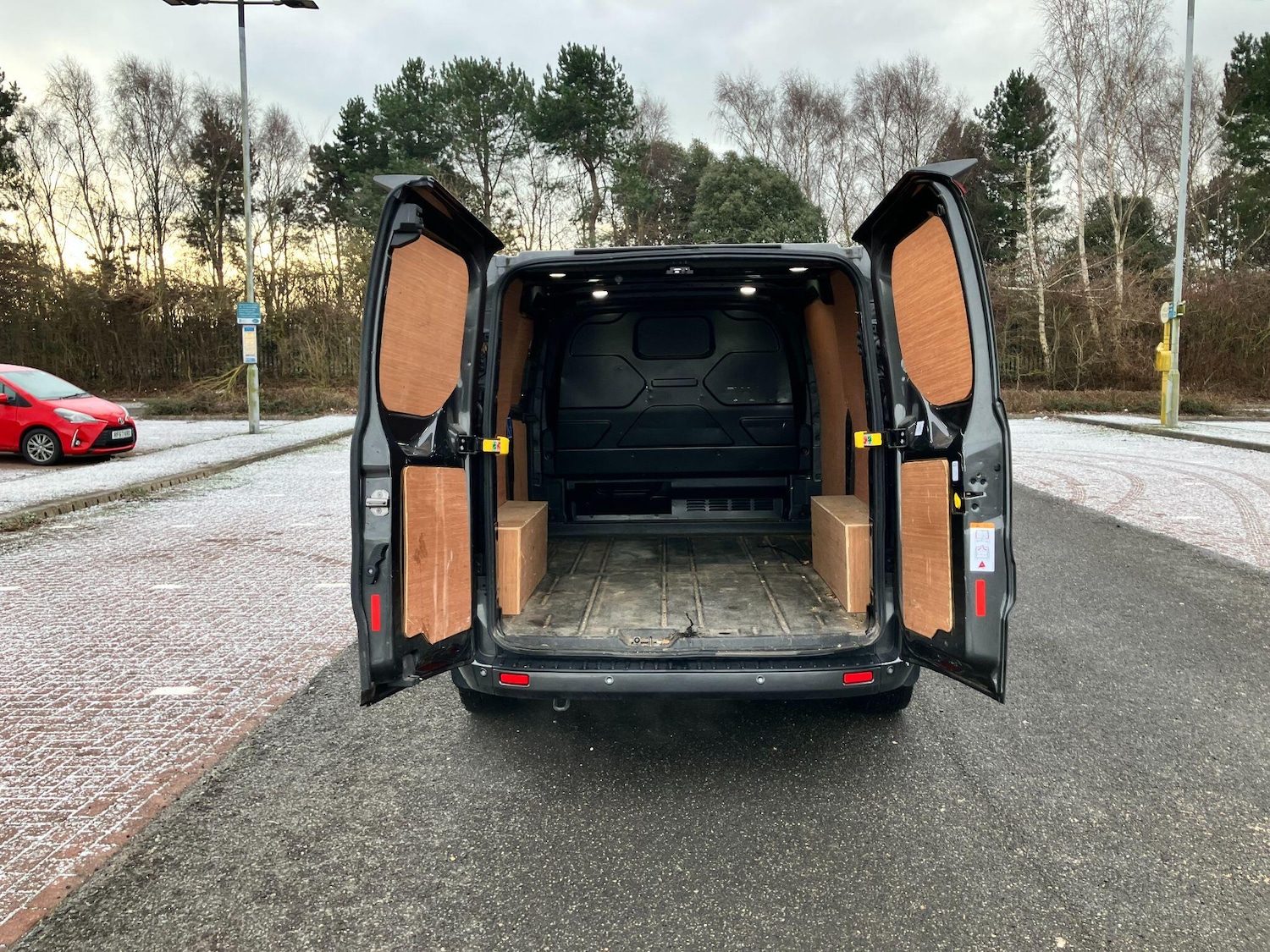 Used Ford Transit Custom 2022 for sale - 77132058: Photo 11