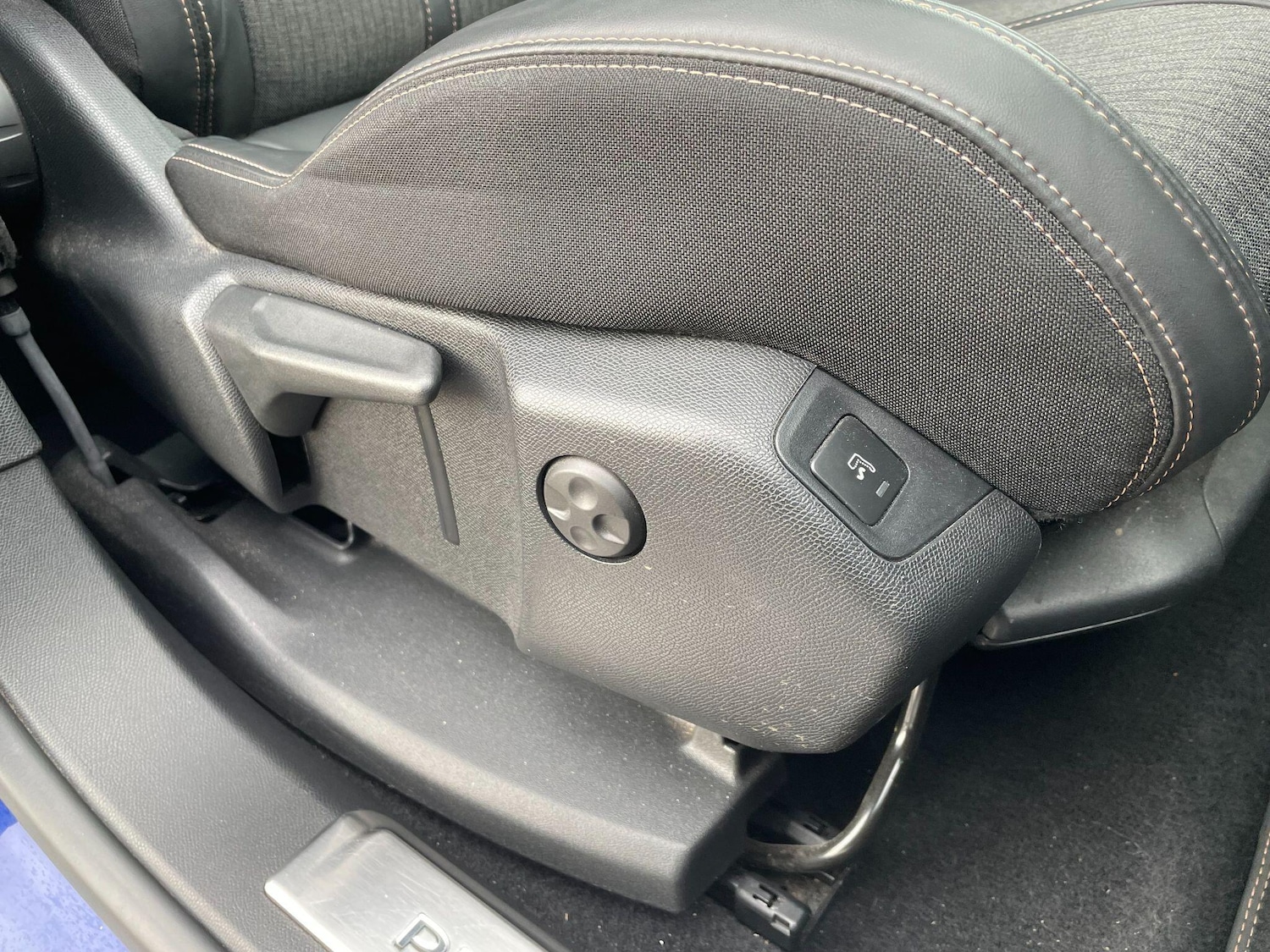 Used Peugeot 3008 for sale - 78220353: Photo 35