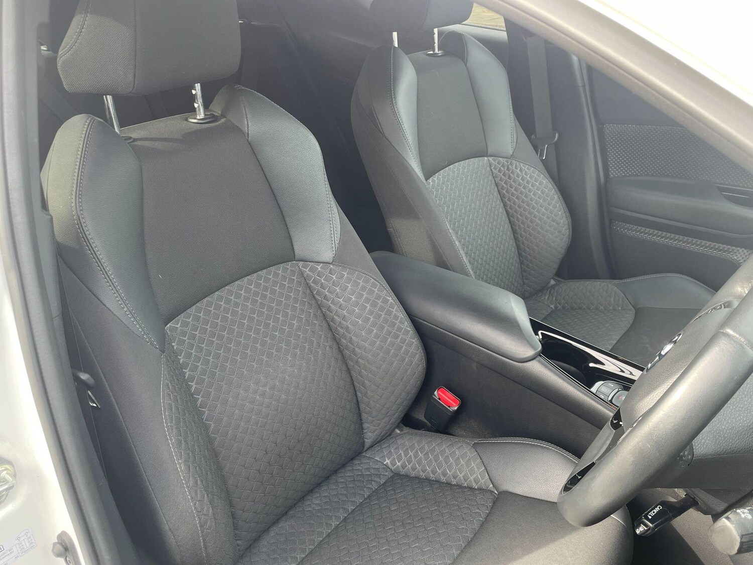 Used Toyota C-HR for sale - 78220275: Photo 16