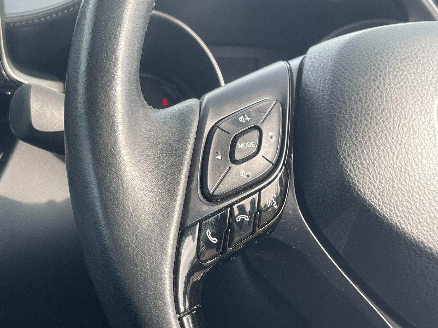 Used Toyota C-HR for sale - 78220275: Photo 18