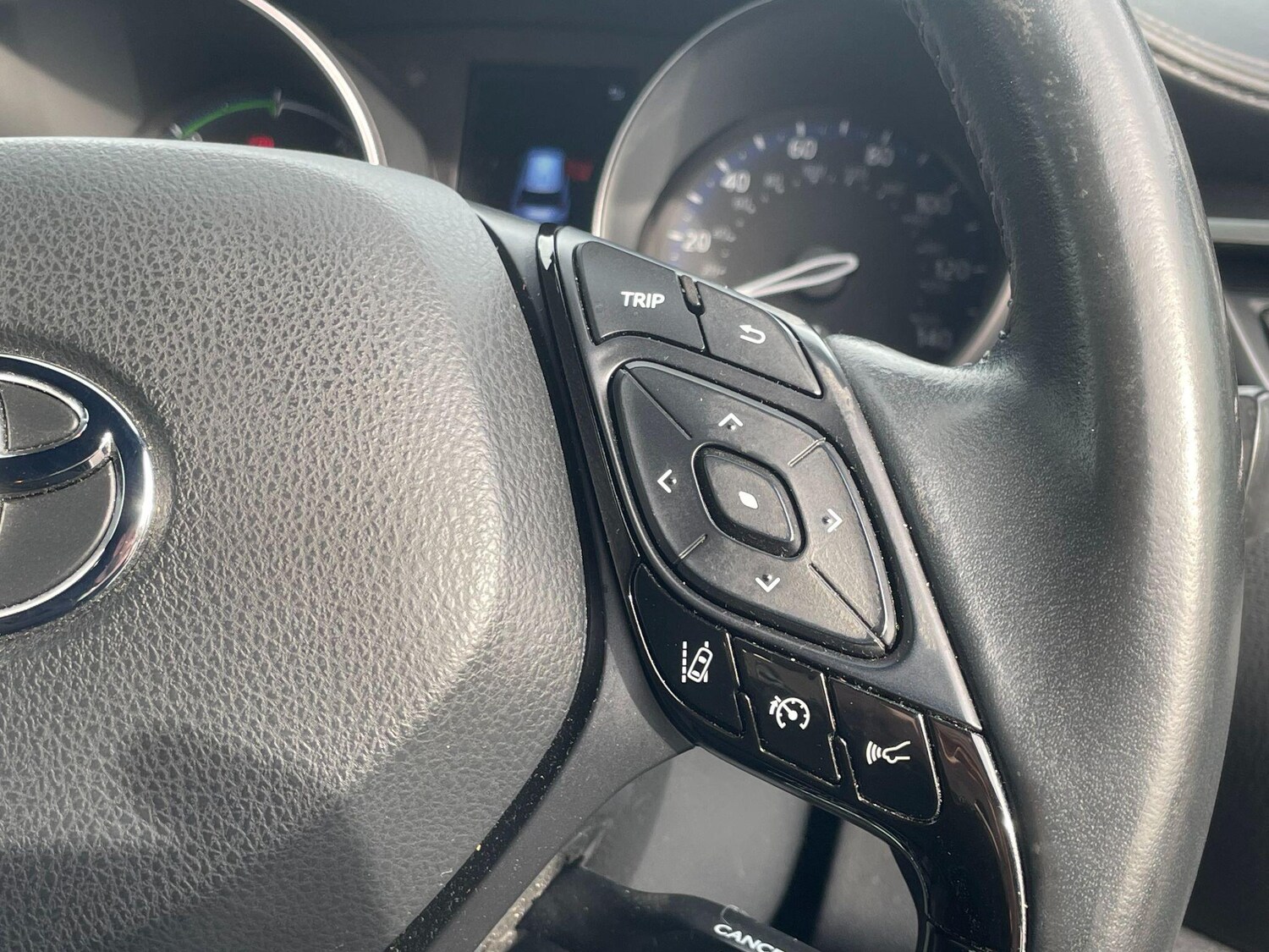 Used Toyota C-HR for sale - 78220275: Photo 19