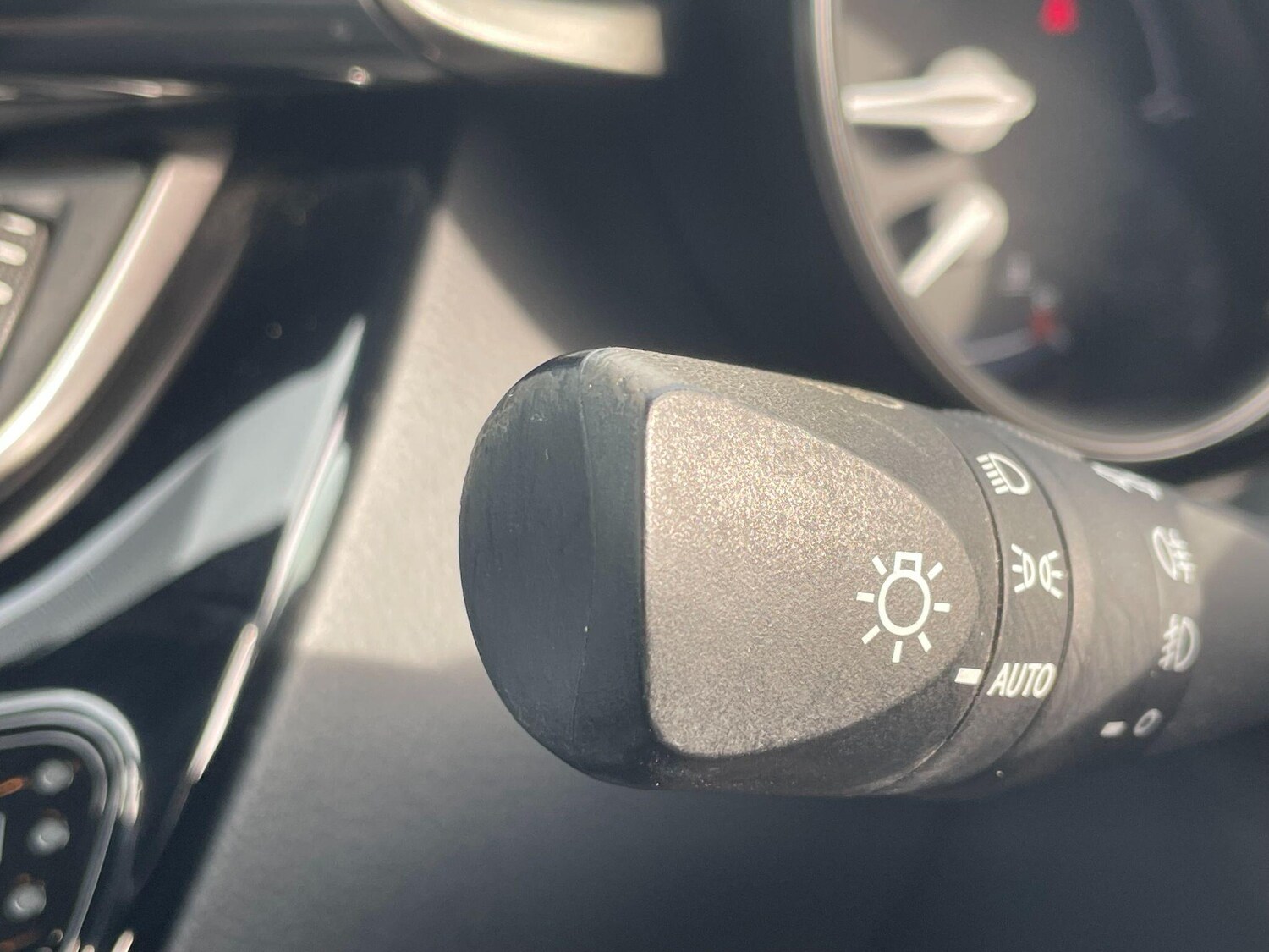 Used Toyota C-HR for sale - 78220275: Photo 23