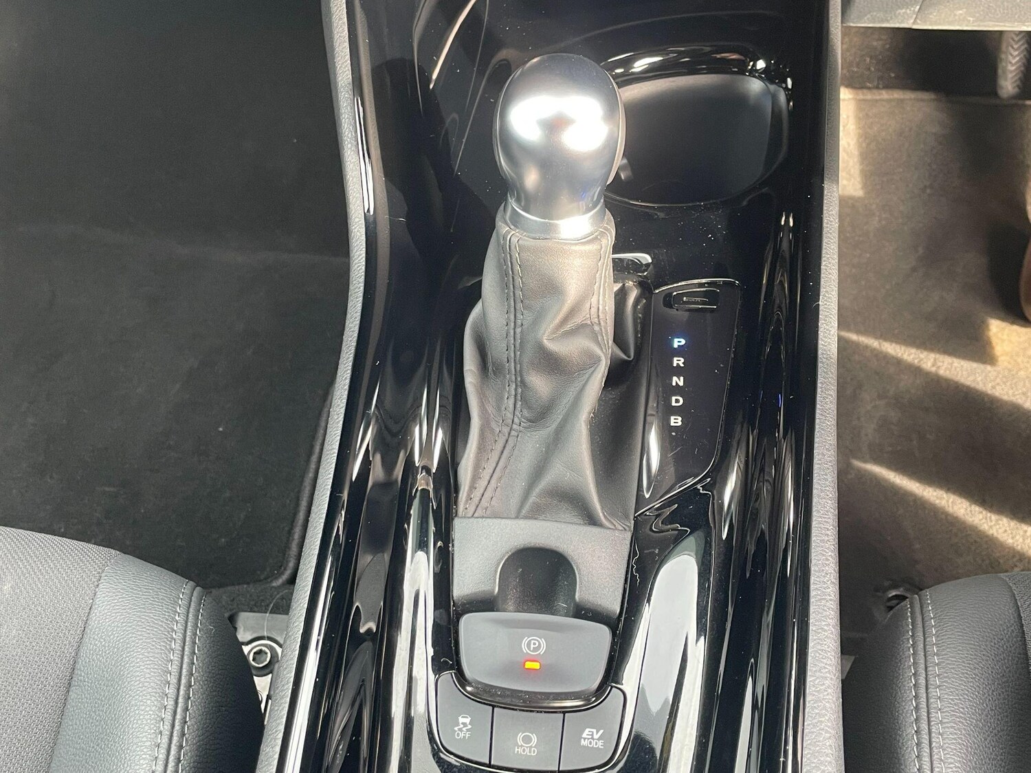 Used Toyota C-HR for sale - 78220275: Photo 28