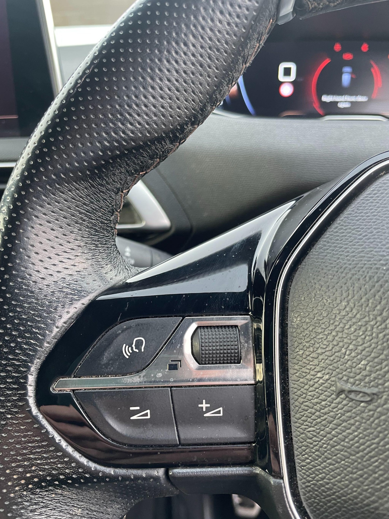 Used Peugeot 3008 2019 for sale - 76689922: Photo 18