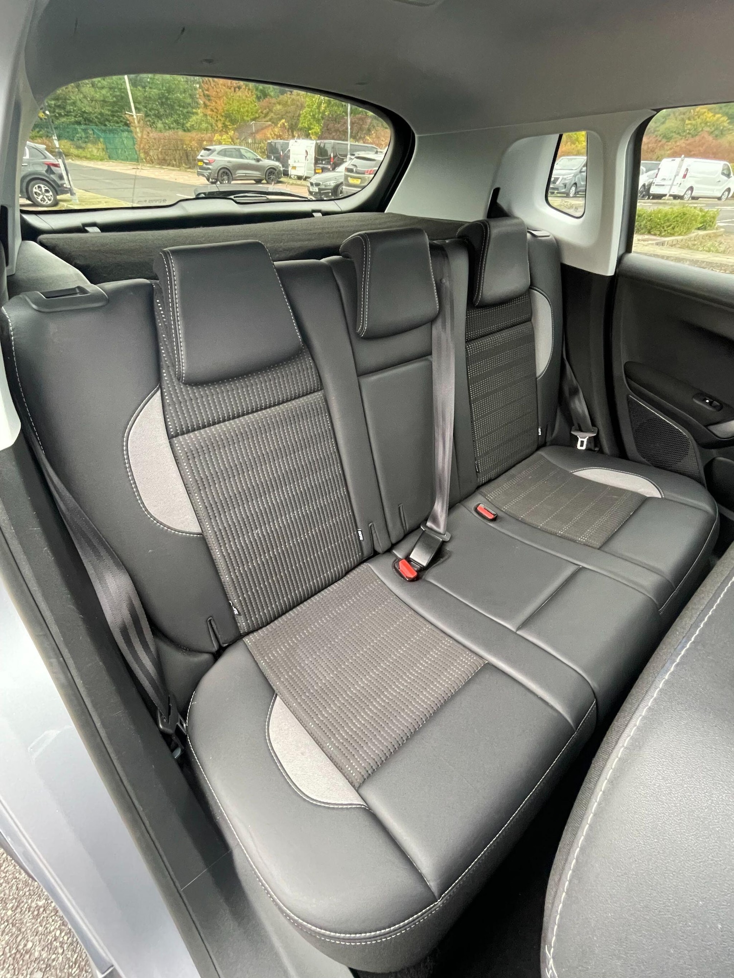 Used Peugeot 2008 2017 for sale - 76294557: Photo 12