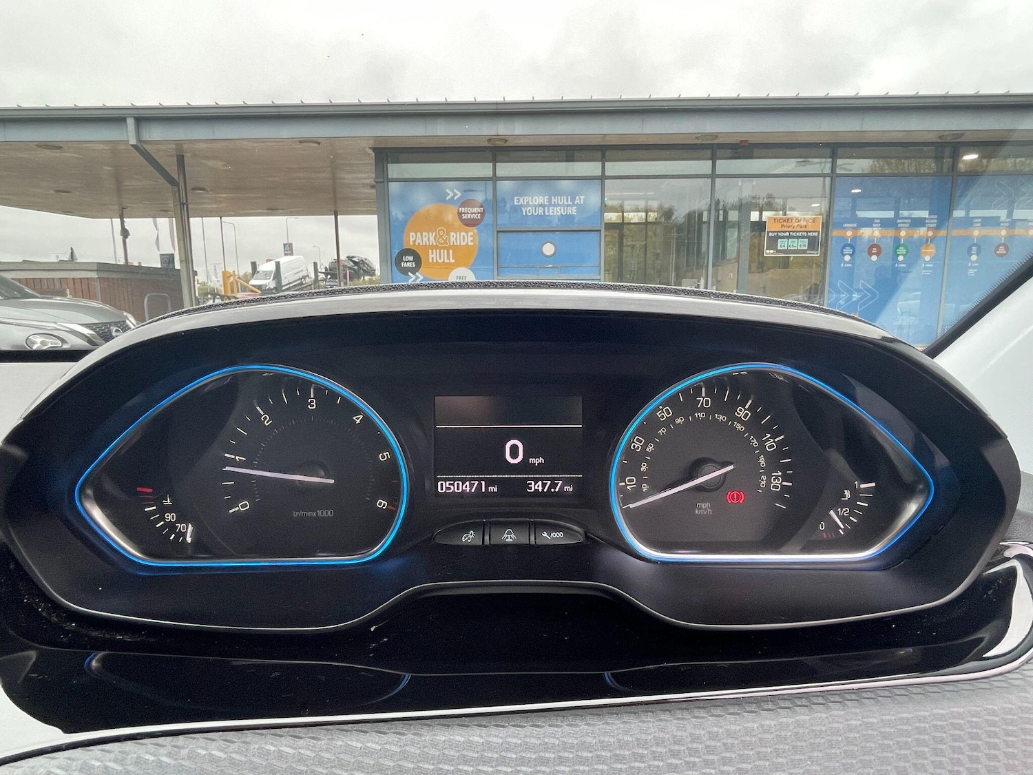 Used Peugeot 2008 2017 for sale - 76294557: Photo 18
