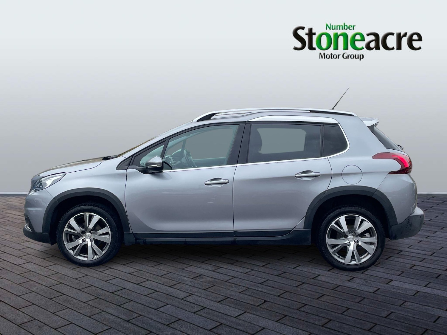 Used Peugeot 2008 2017 for sale - 76294557: Photo 4
