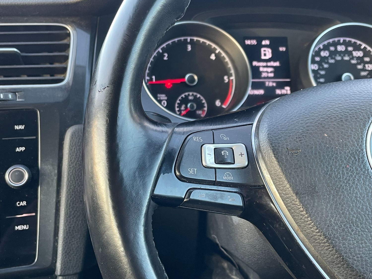 Used Volkswagen Golf for sale - 77344027: Photo 24