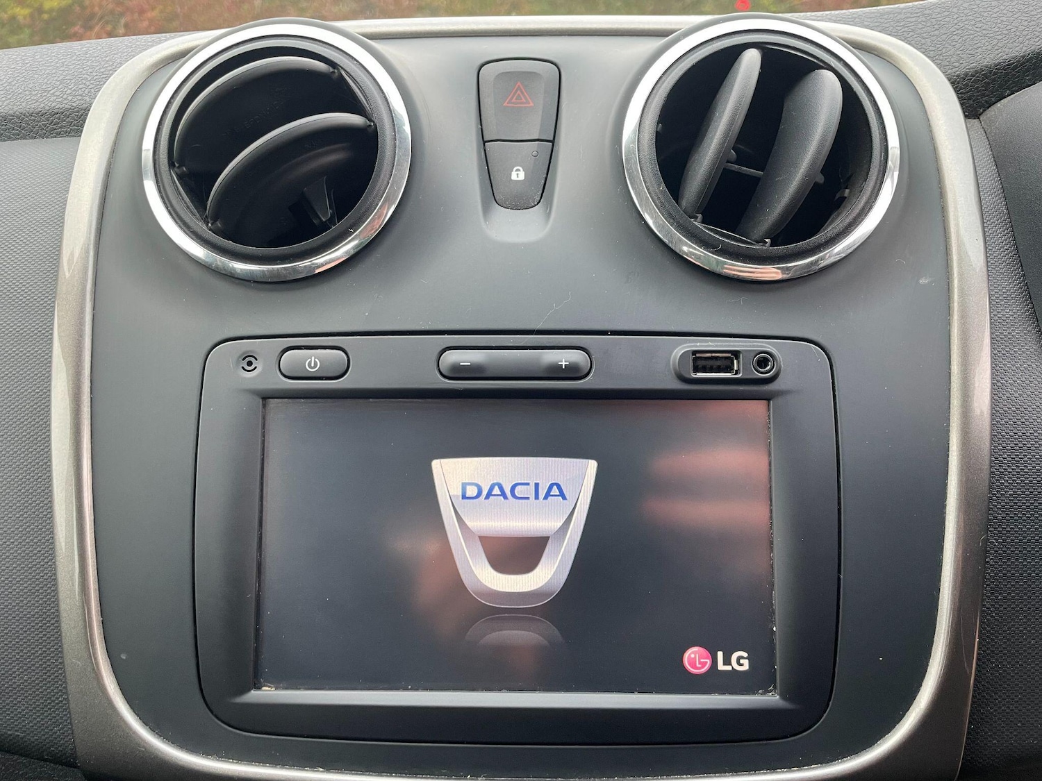 Used Dacia Sandero 2016 for sale - 76283045: Photo 19