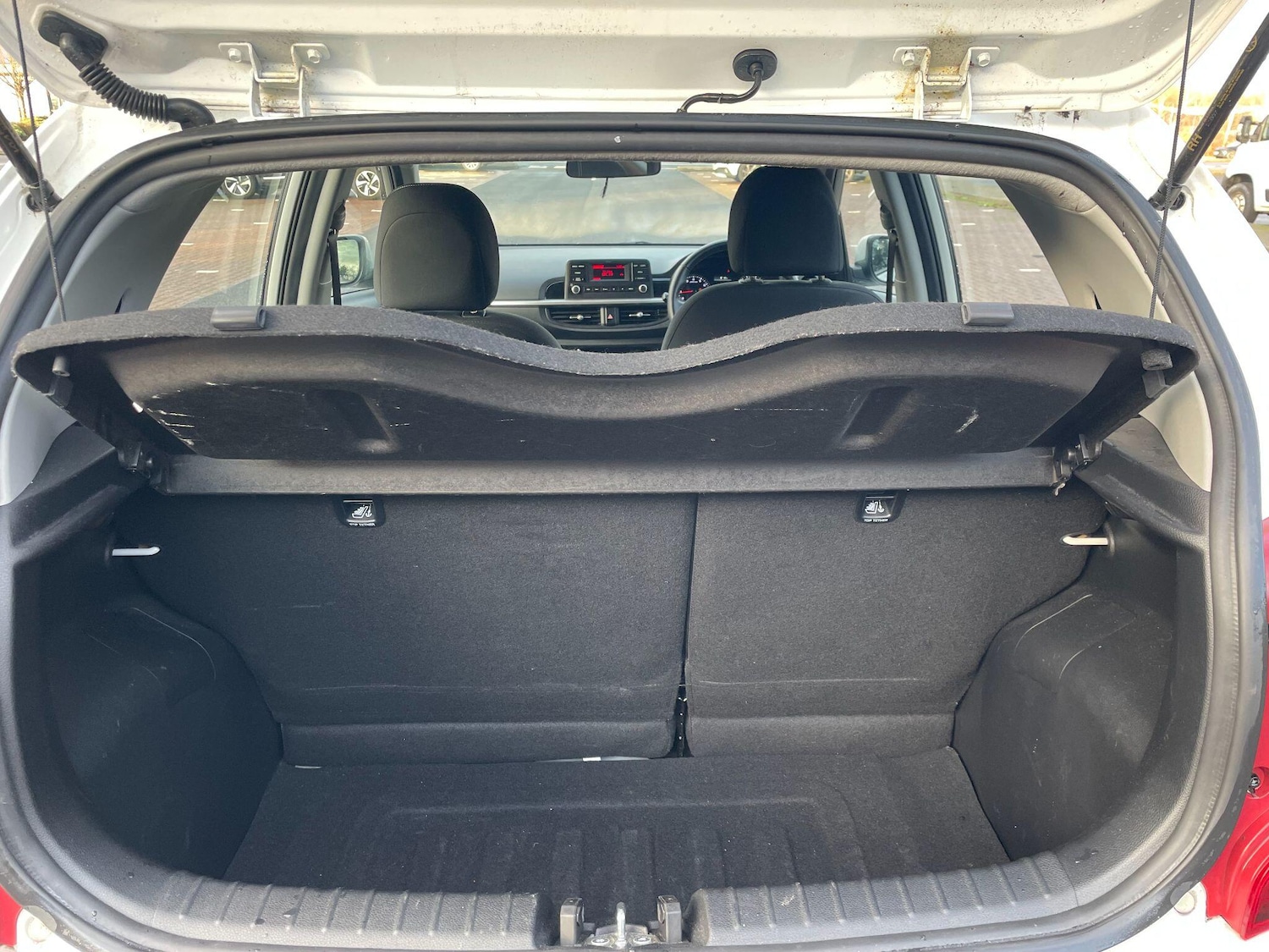 Used Kia Picanto 2023 for sale - 77191199: Photo 10