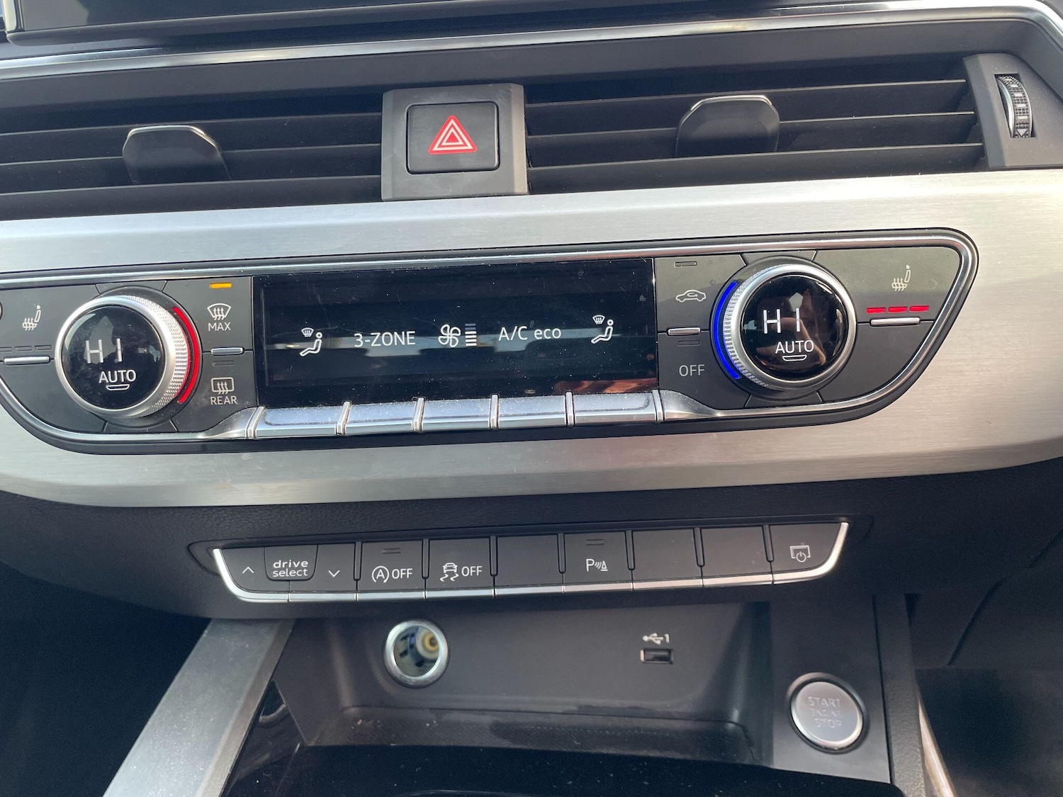 Used Audi A4 for sale - 76727531: Photo 20