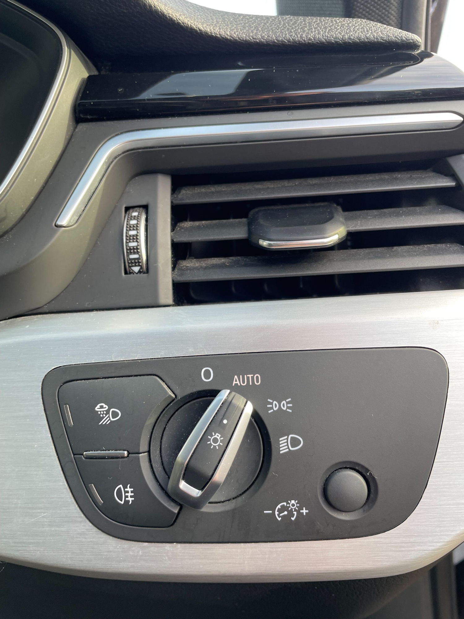 Used Audi A4 for sale - 76727531: Photo 21