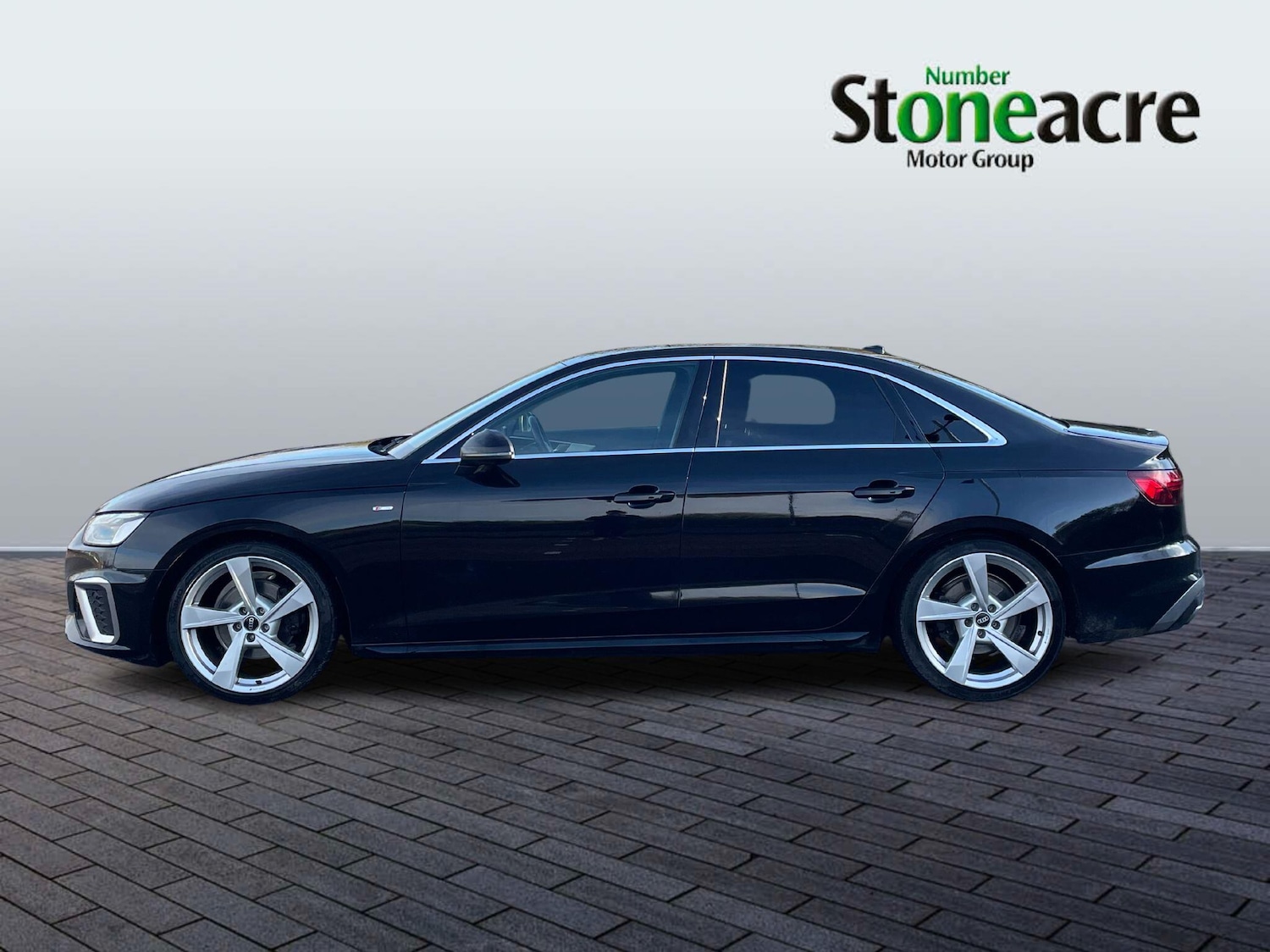 Used Audi A4 for sale - 76727531: Photo 4