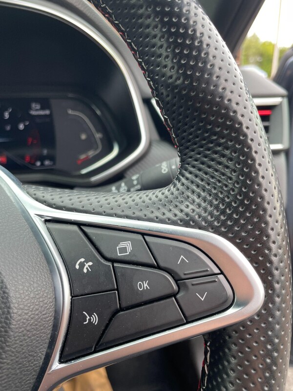 Used Renault Clio 2020 for sale - 75539910: Photo 19