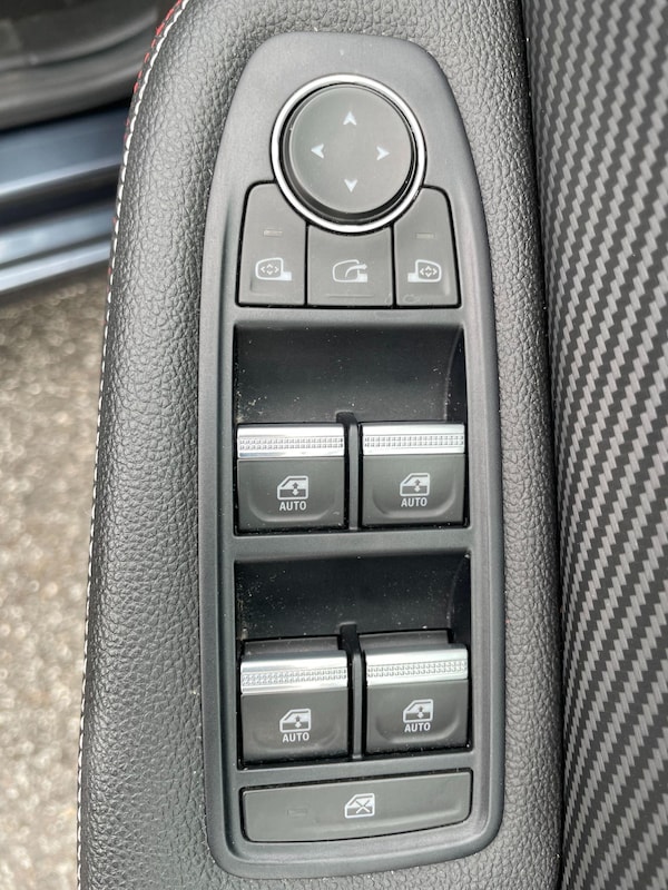 Used Renault Clio 2020 for sale - 75539910: Photo 24