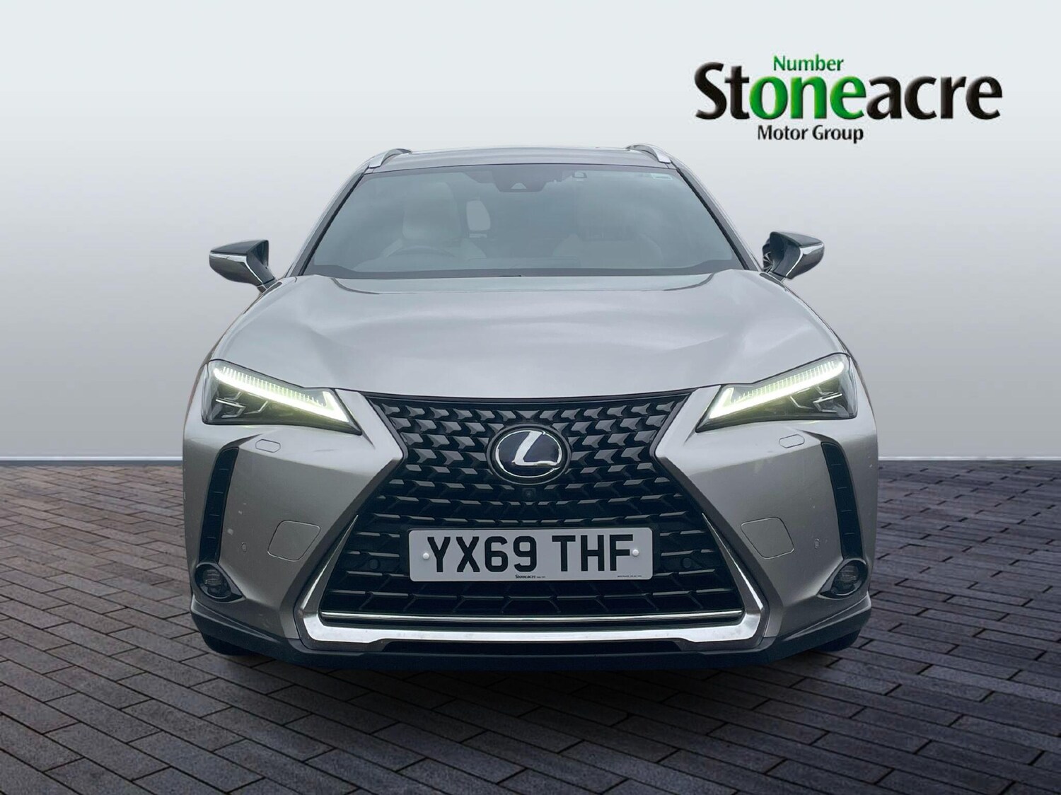 Used Lexus UX 2019 for sale - 76597048: Photo 2