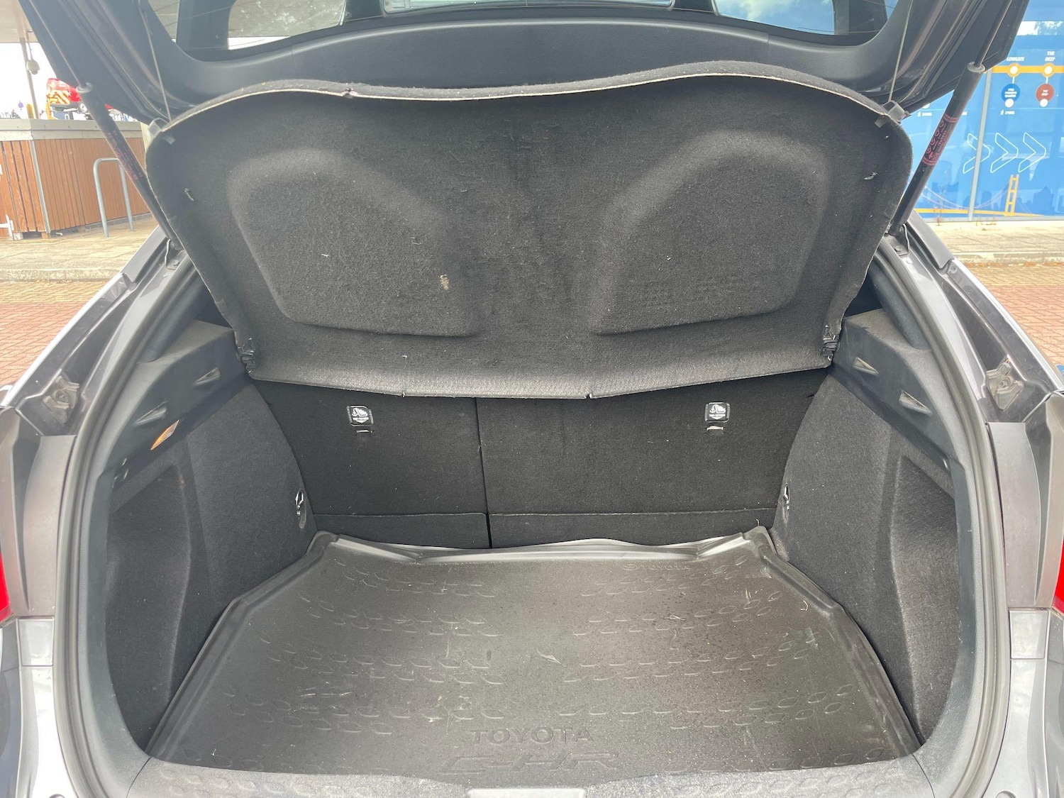 Used Toyota C-HR 2020 for sale - 76620139: Photo 10