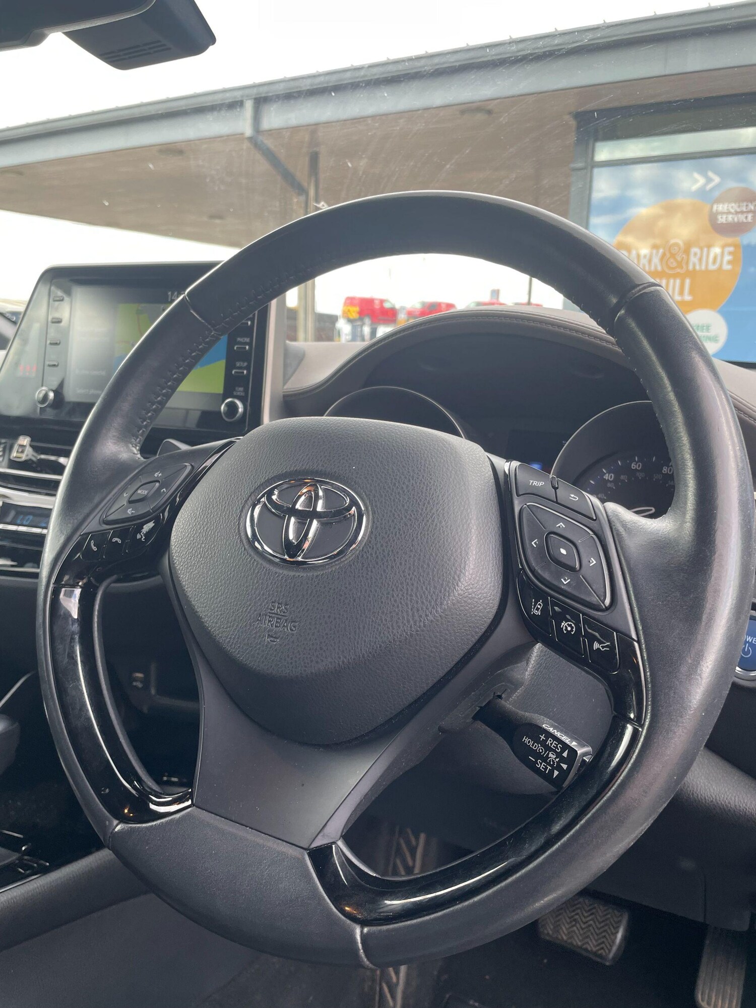 Used Toyota C-HR 2020 for sale - 76620139: Photo 17