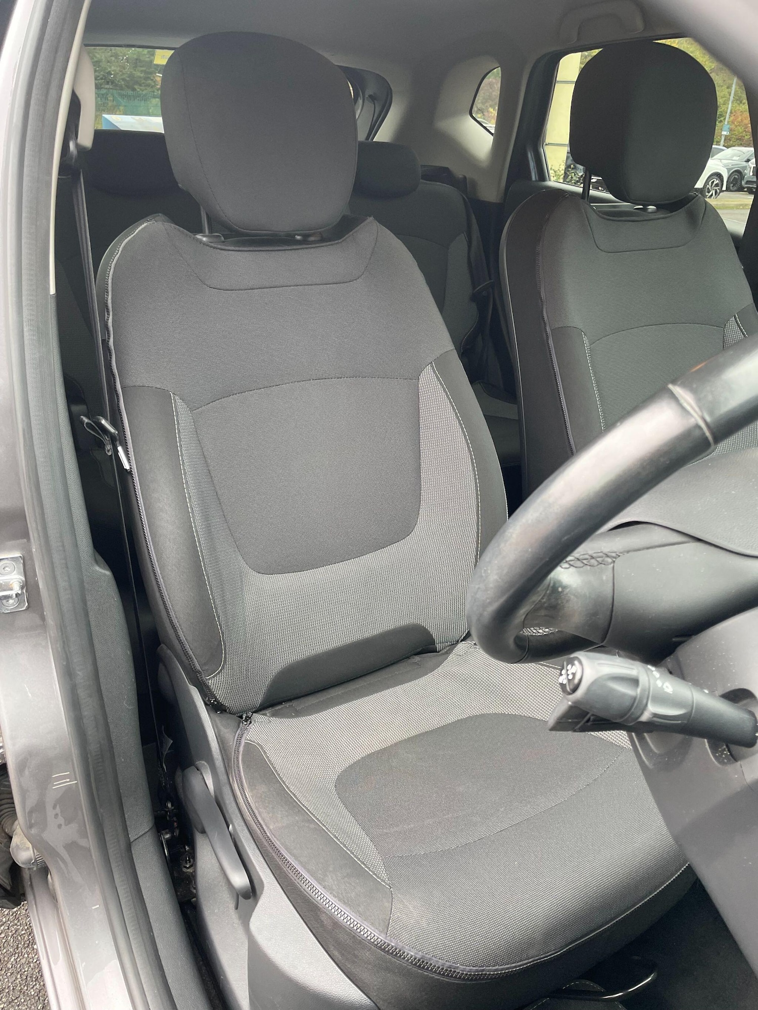 Used Renault Captur 2016 for sale - 76283182: Photo 12