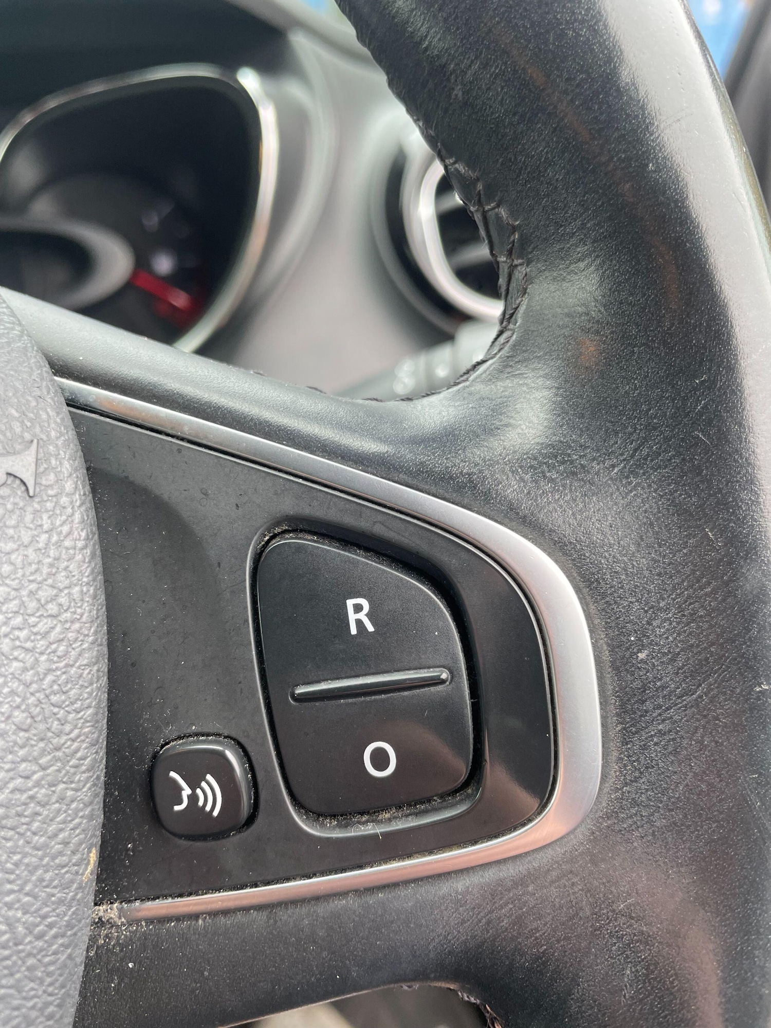 Used Renault Captur 2016 for sale - 76283182: Photo 18