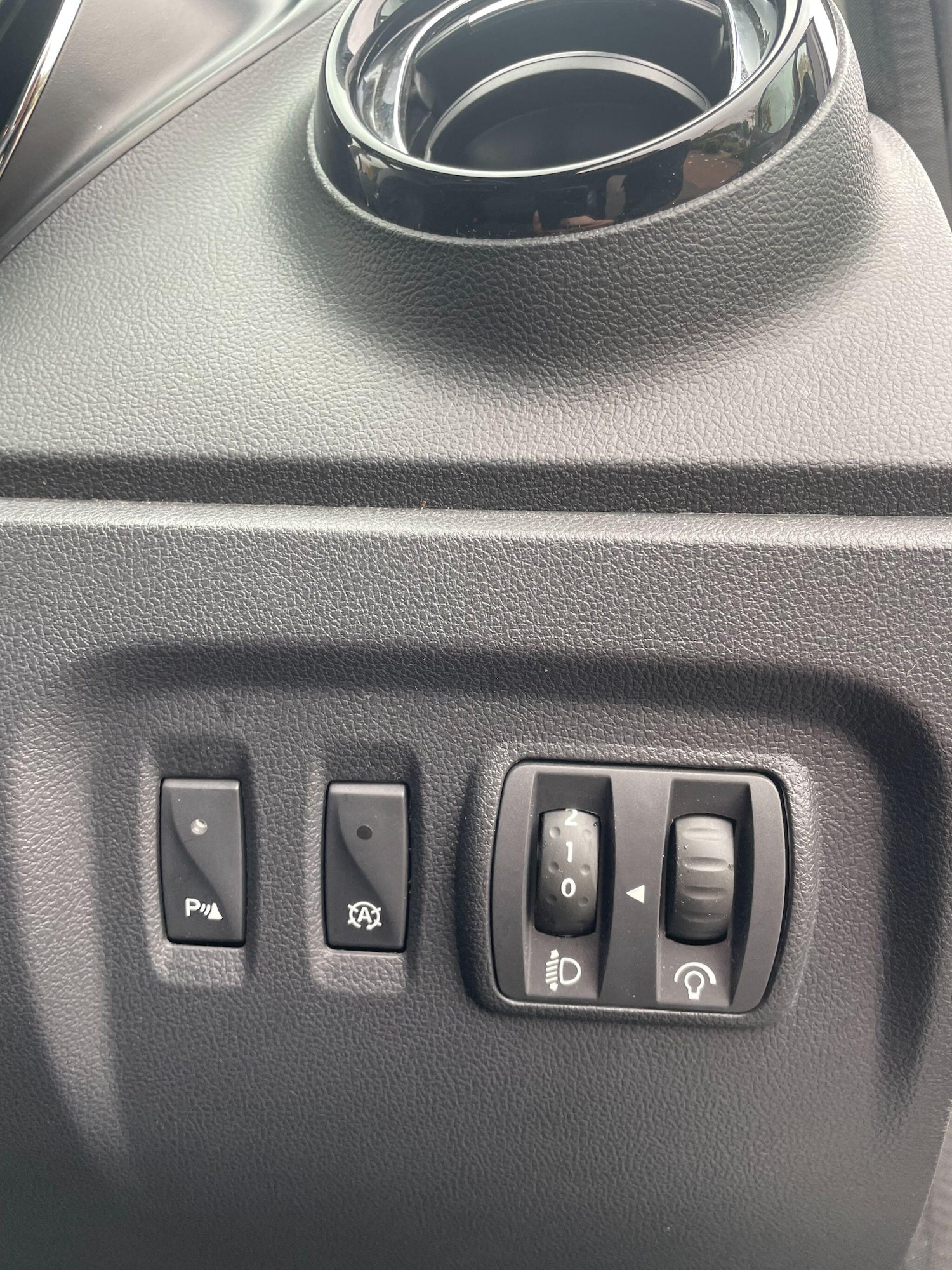 Used Renault Captur 2016 for sale - 76283182: Photo 20