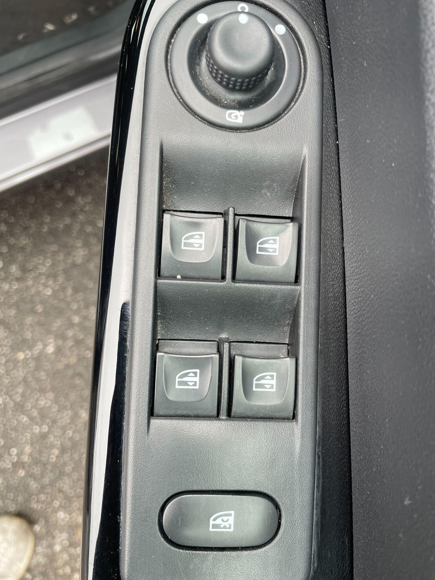 Used Renault Captur 2016 for sale - 76283182: Photo 21