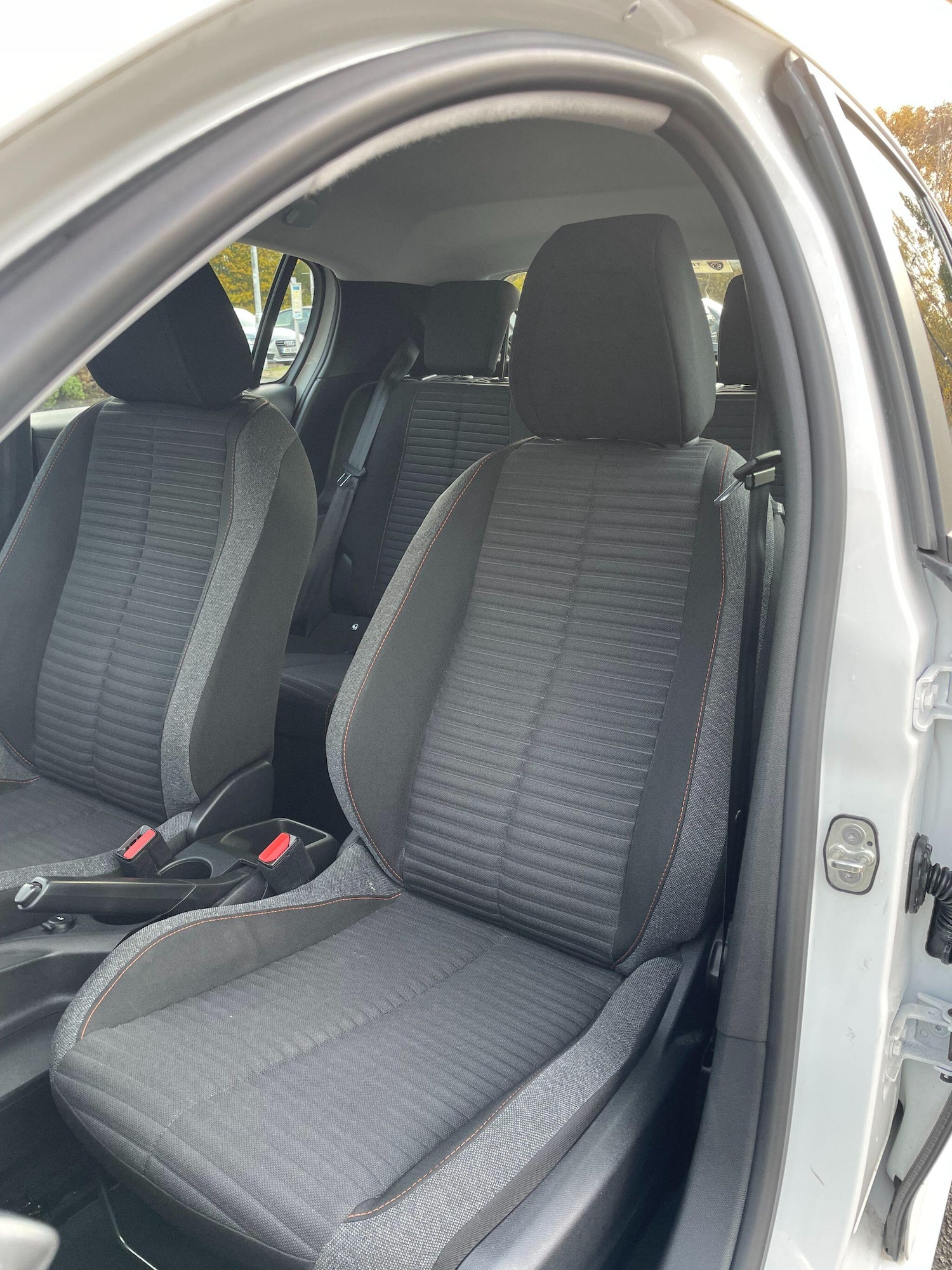 Used Peugeot 208 2022 for sale - 77191957: Photo 13