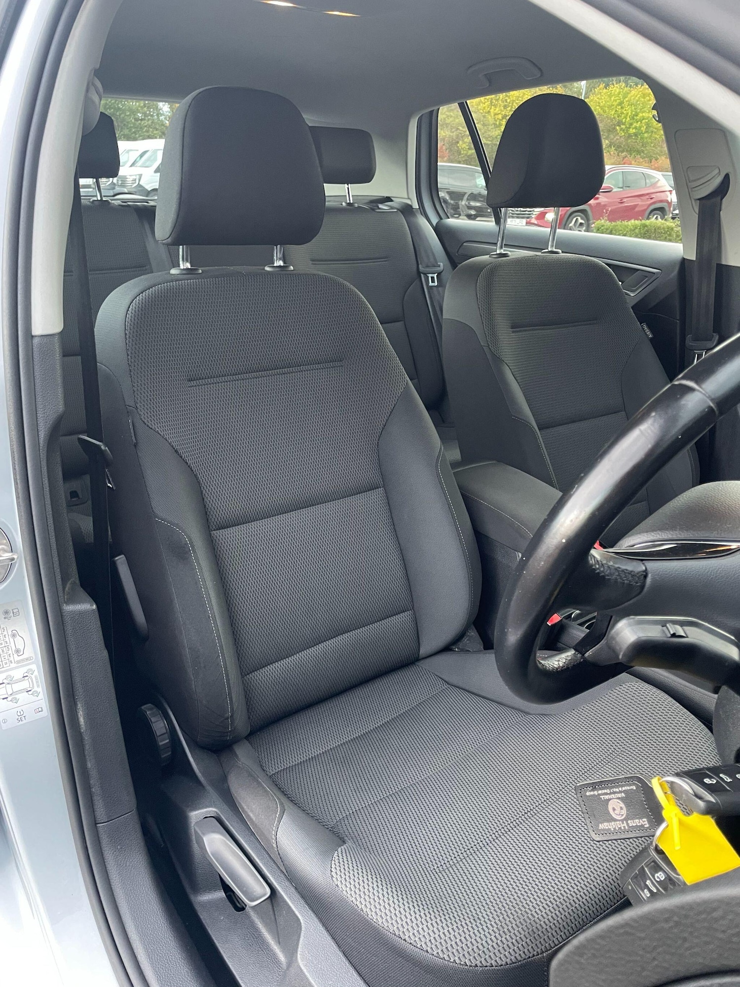 Used Volkswagen Golf 2018 for sale - 76389311: Photo 12